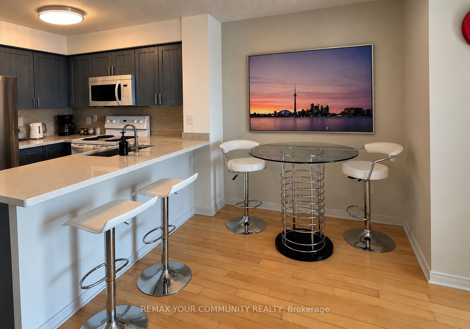 28 Harrison Garden Boulevard 706 Property Photo 1