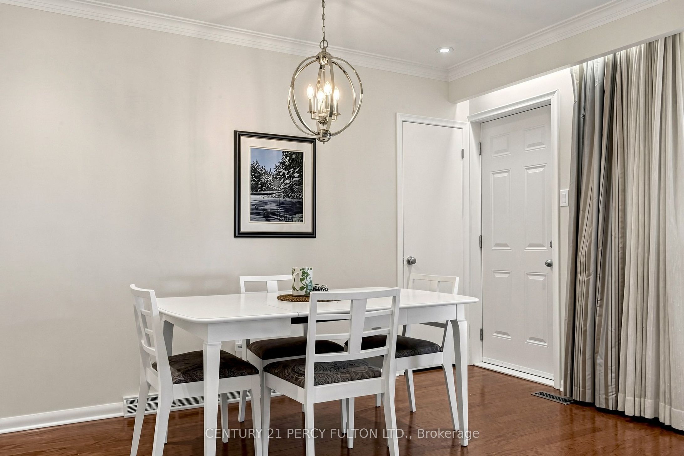 8 Wallbridge Court Property Photo 6