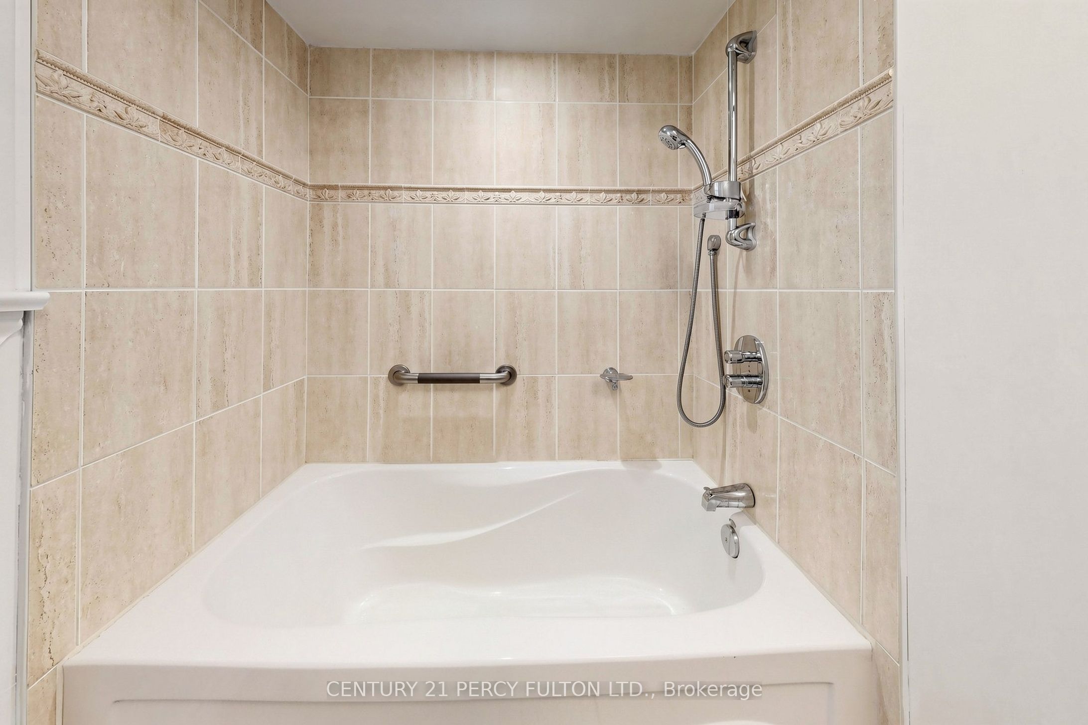 8 Wallbridge Court Property Photo 17