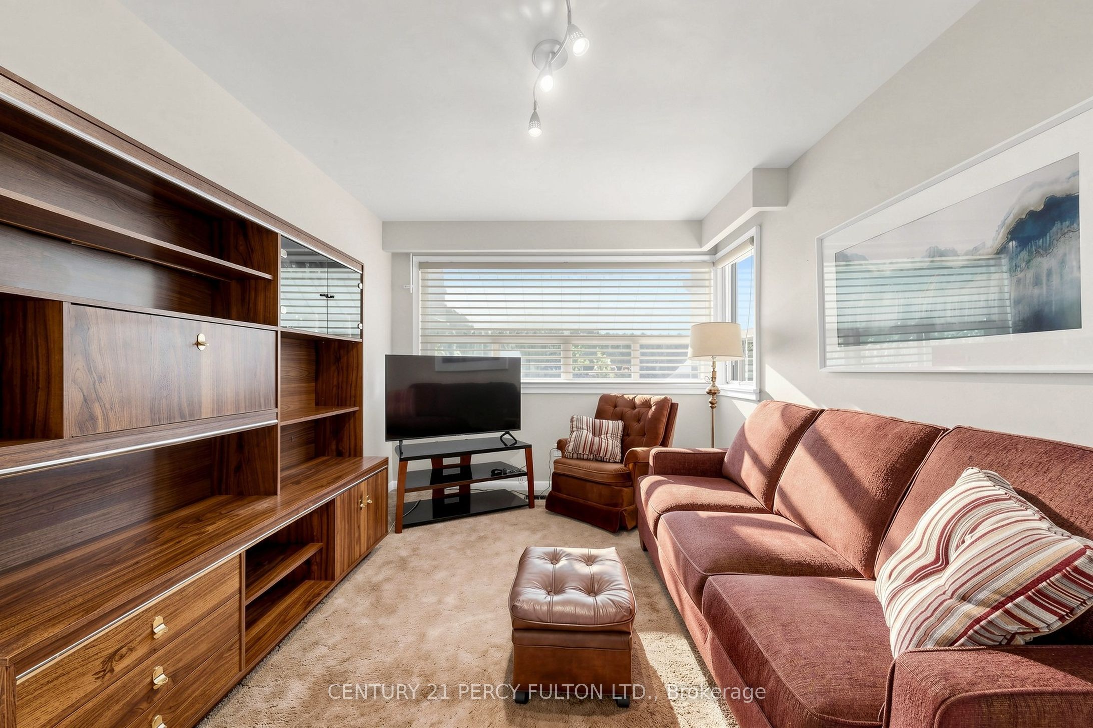 8 Wallbridge Court Property Photo 18