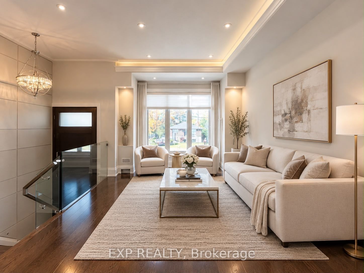 289 Connaught Avenue Property Photo 2
