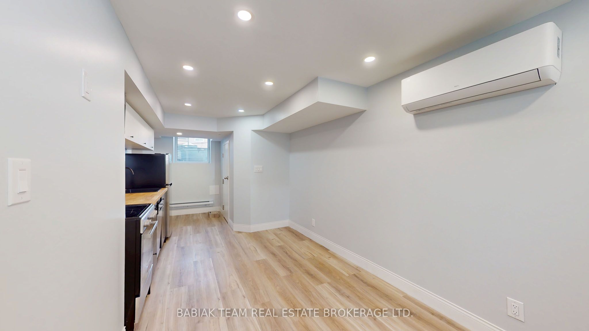 545 Northcliffe Boulevard Lower Property Photo 14