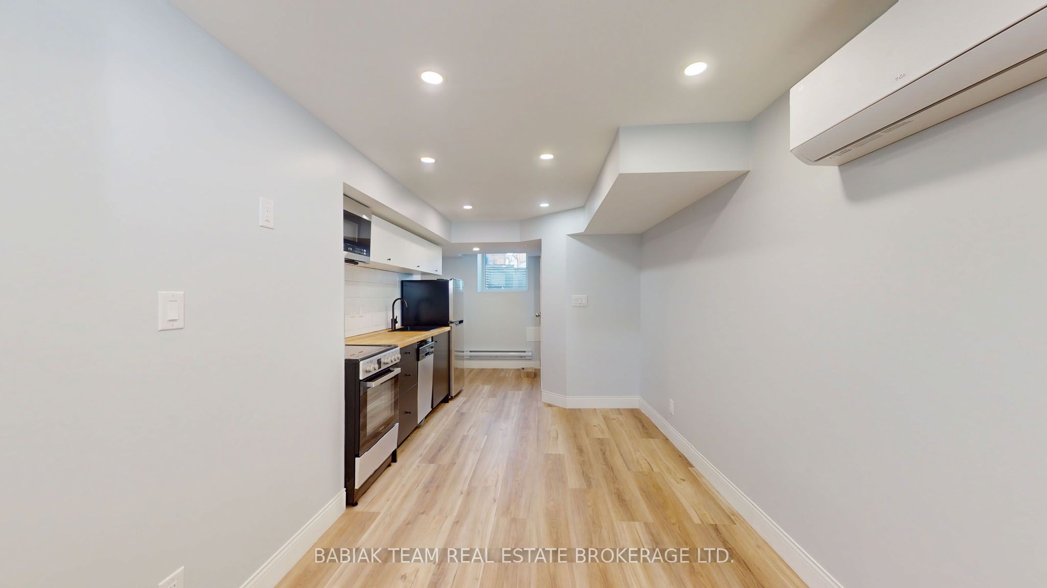 545 Northcliffe Boulevard Lower Property Photo 15
