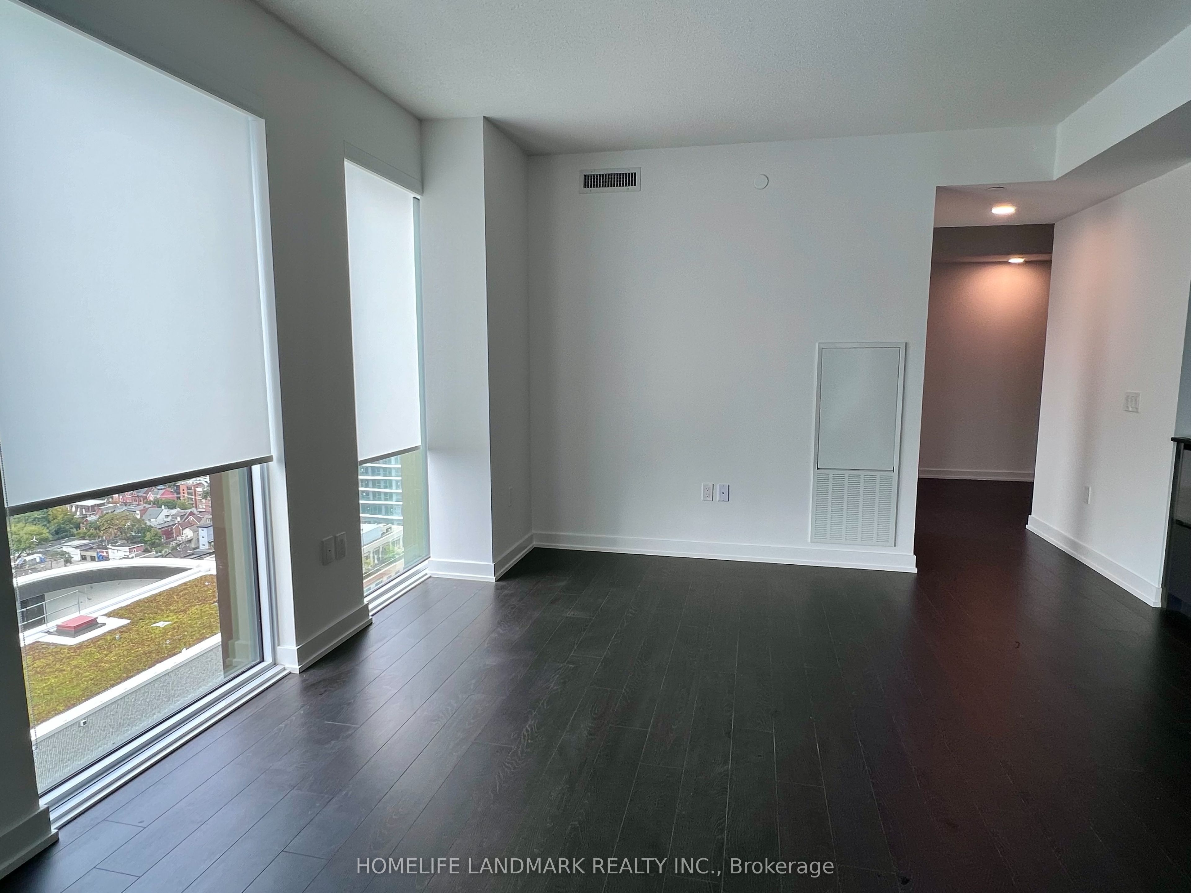 238 Simcoe Street 2408 Property Photo 12
