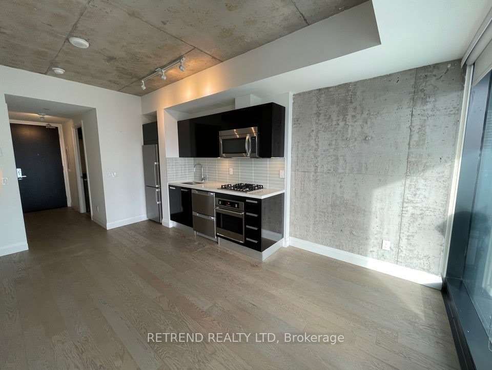 224 King Street W 2005 Property Photo 2