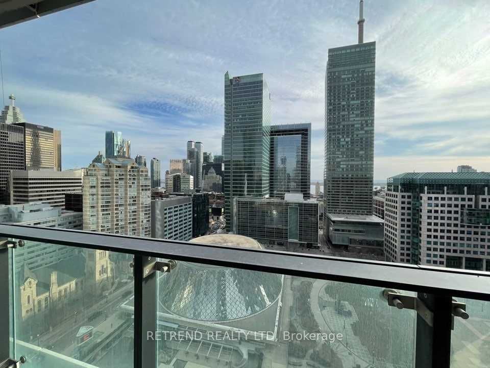 224 King Street W 2005 Property Photo 9