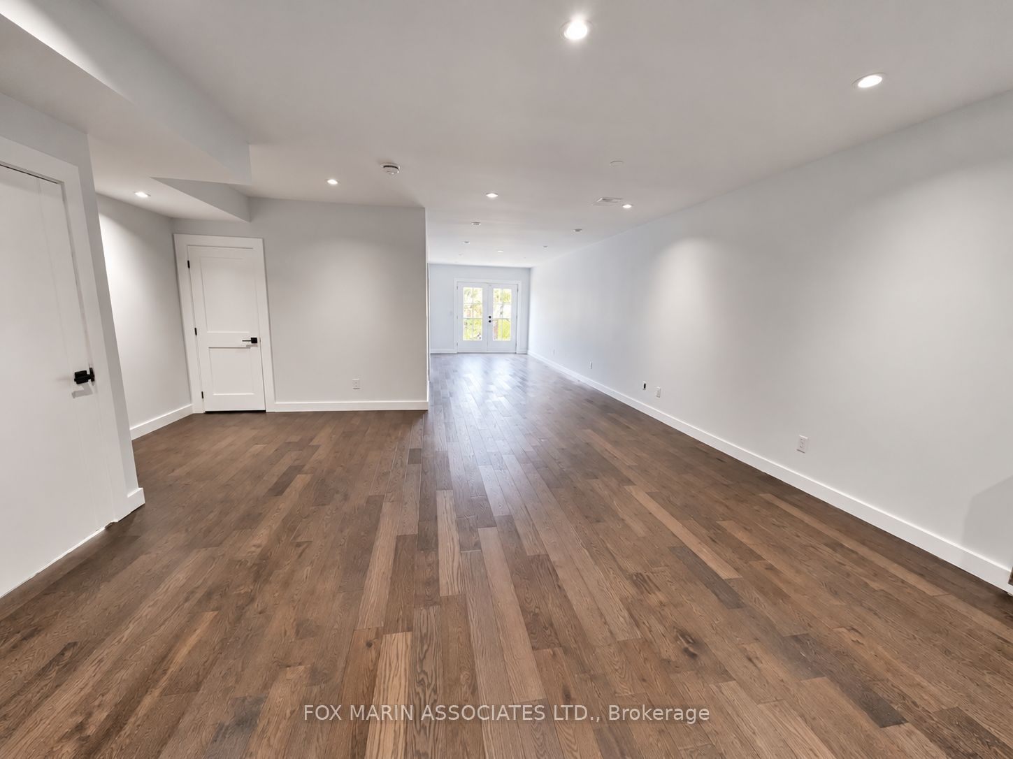 220 Vaughan Road S 2nd Fl Property Photo 2