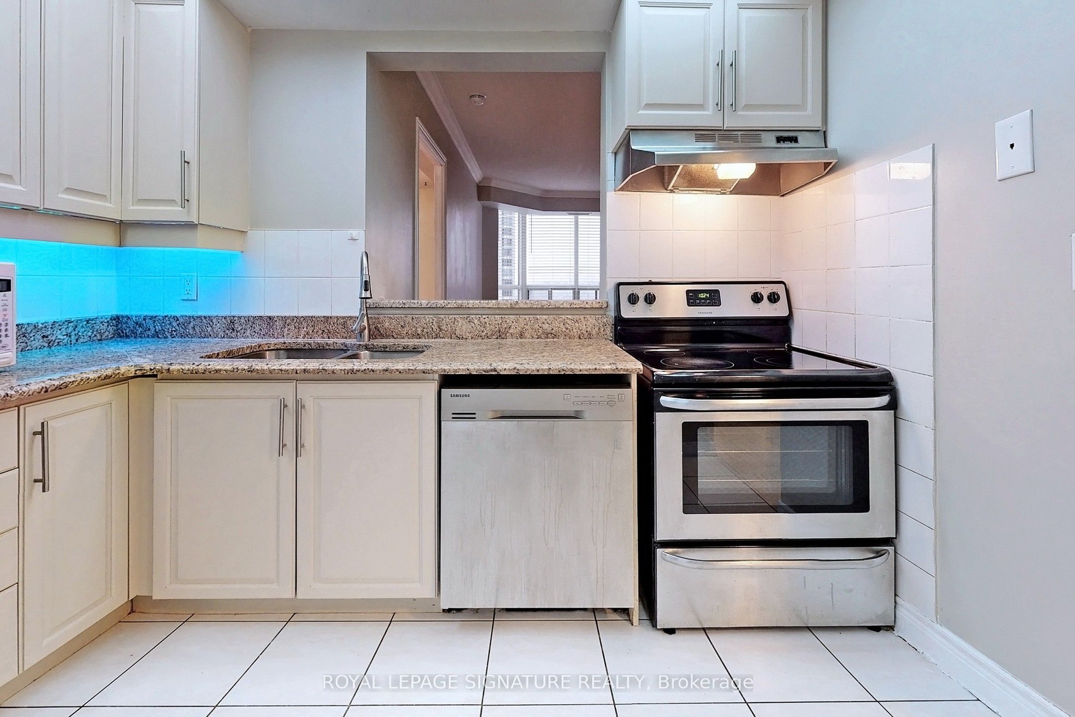 5418 Yonge Street 2301 Property Photo 11