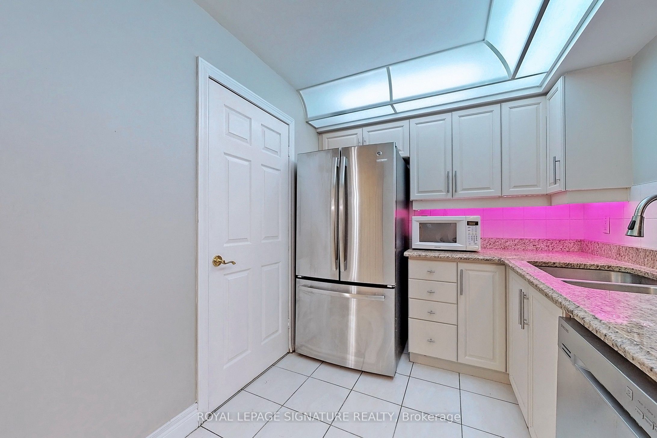 5418 Yonge Street 2301 Property Photo 12