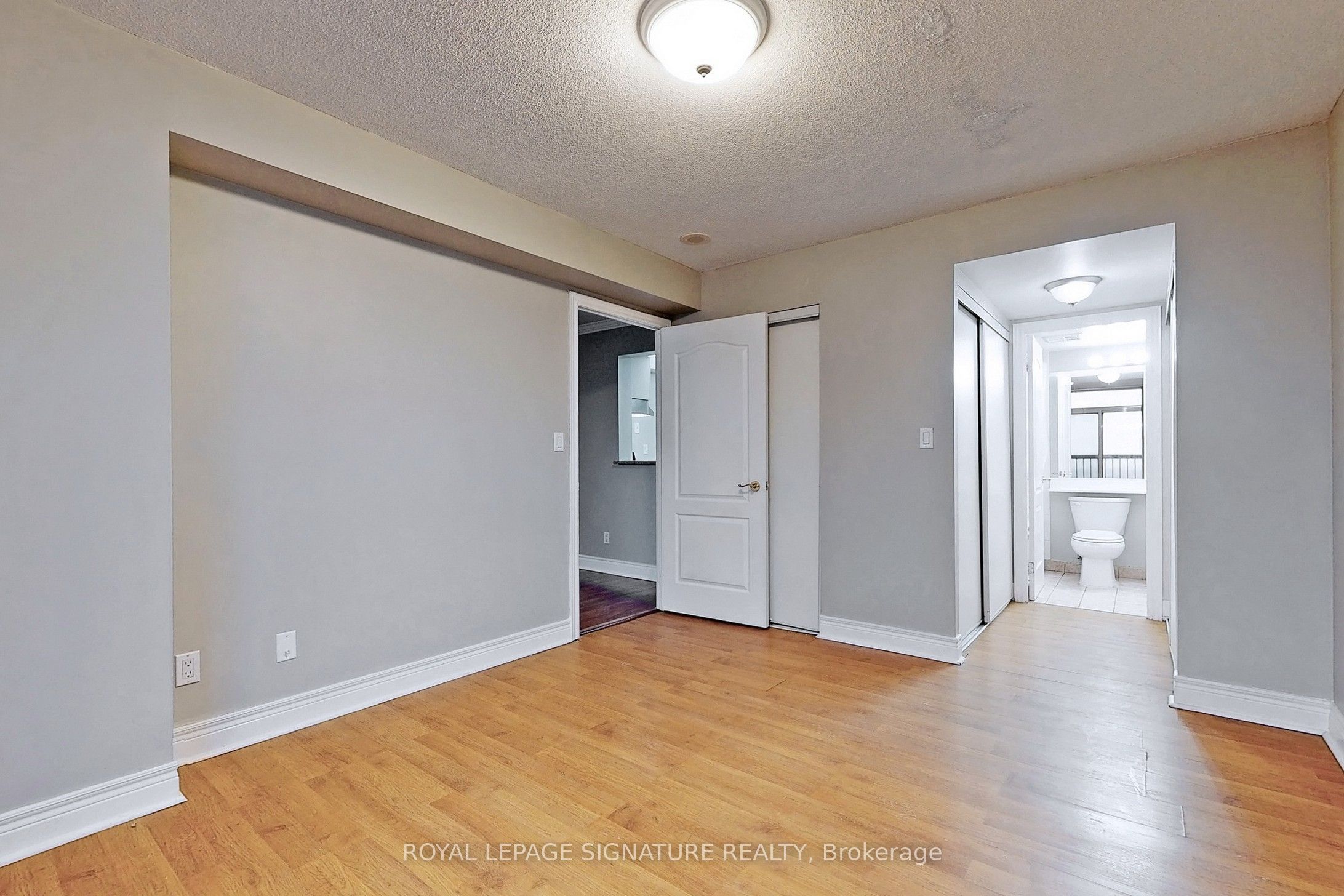 5418 Yonge Street 2301 Property Photo 17