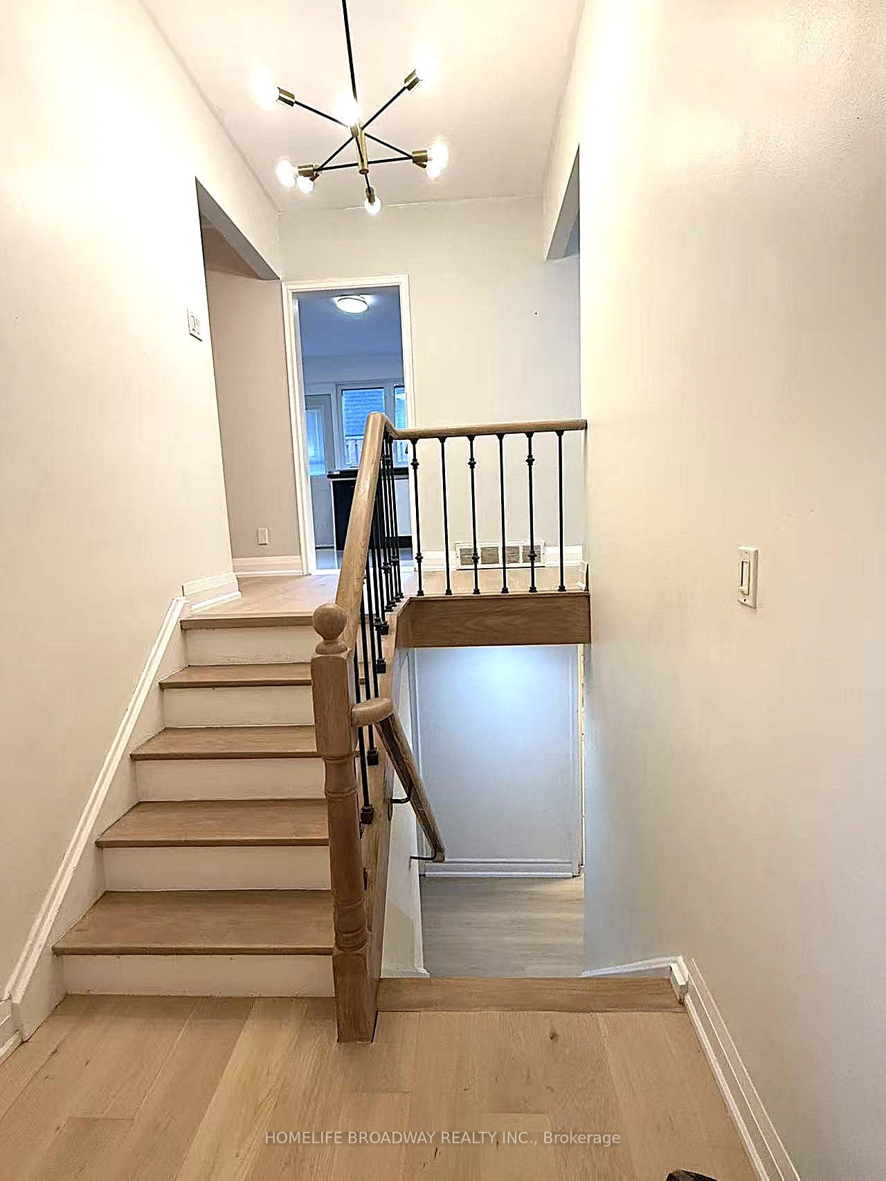 C14116566 Property Photo 5