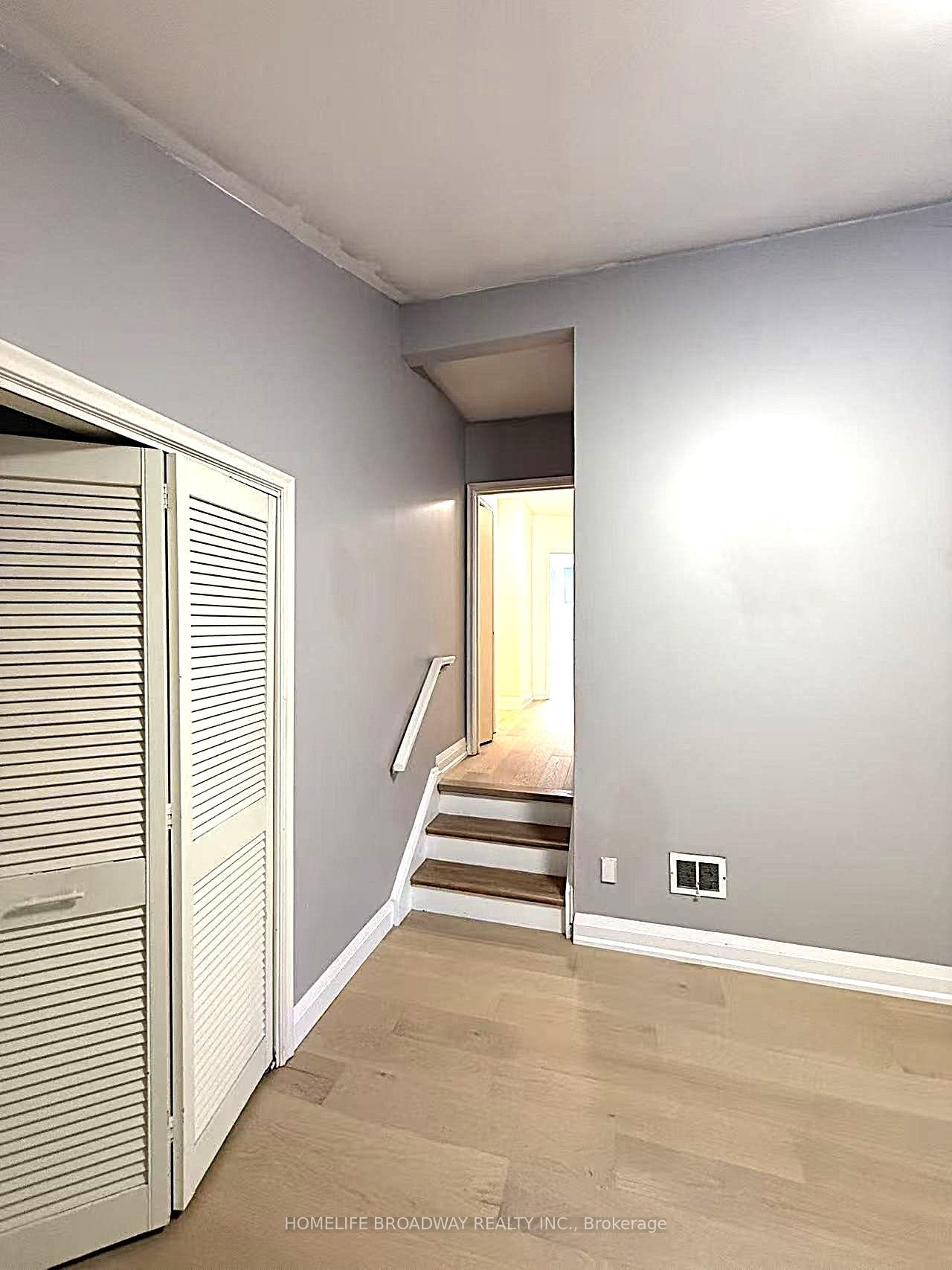 C14116566 Property Photo 18