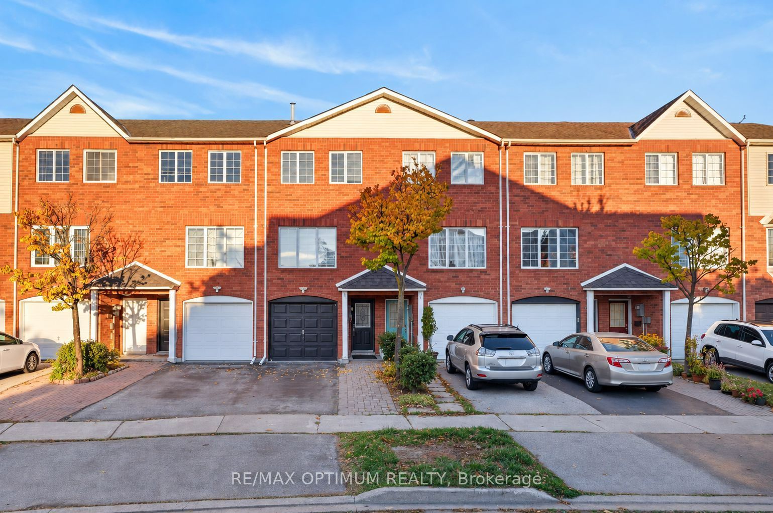 86 Sufi Crescent Property Photo 1