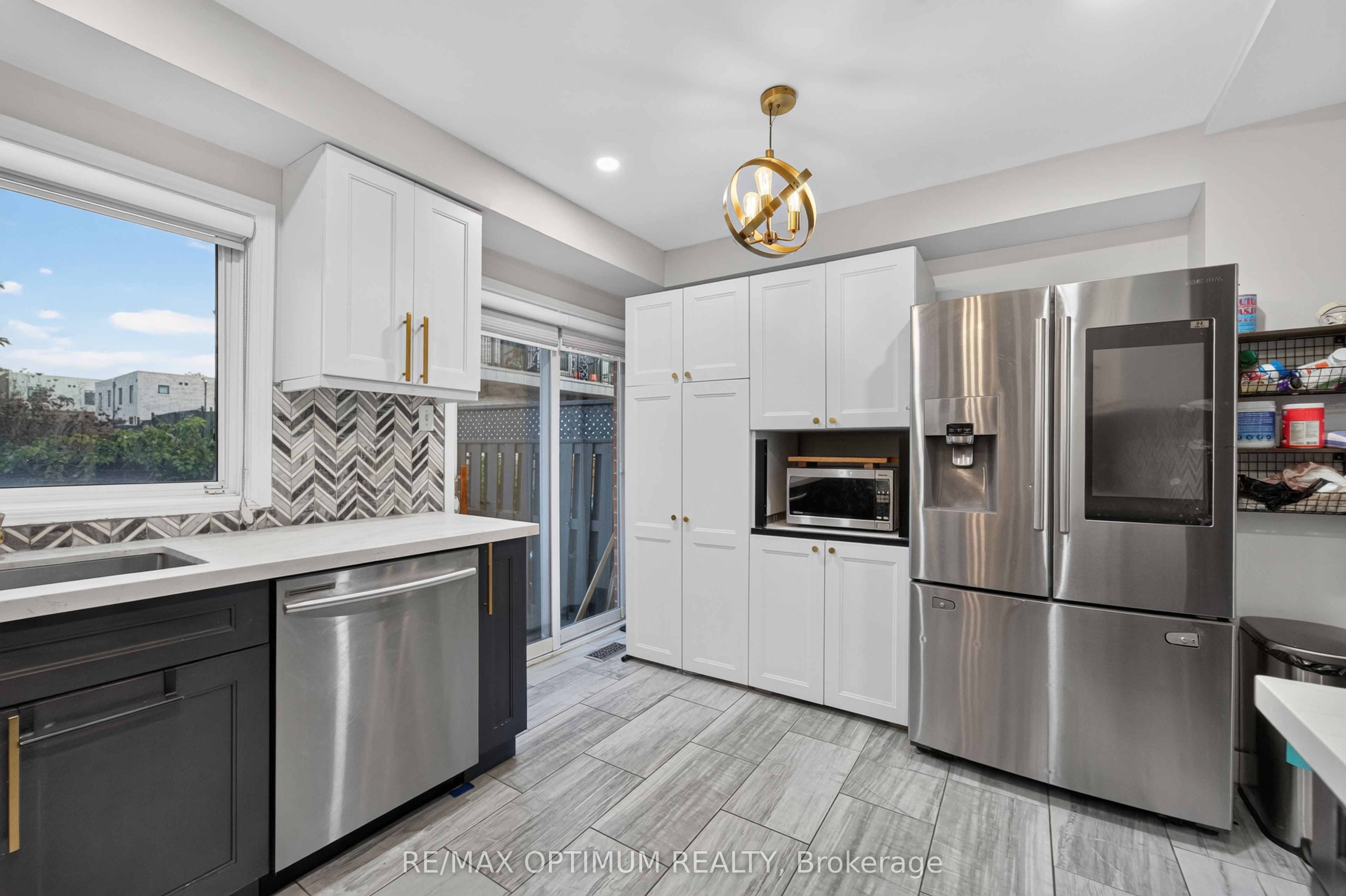 86 Sufi Crescent Property Photo 13