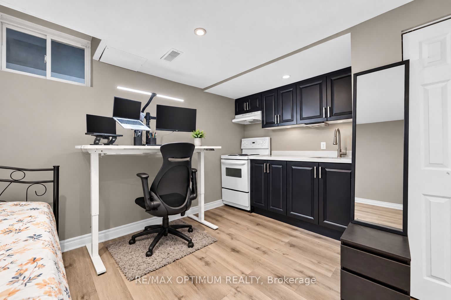 86 Sufi Crescent Property Photo 30