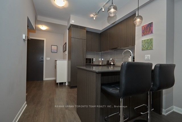 435 Richmond Street W 1505 Property Photo 6