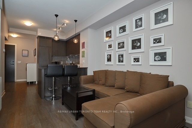 435 Richmond Street W 1505 Property Photo 9