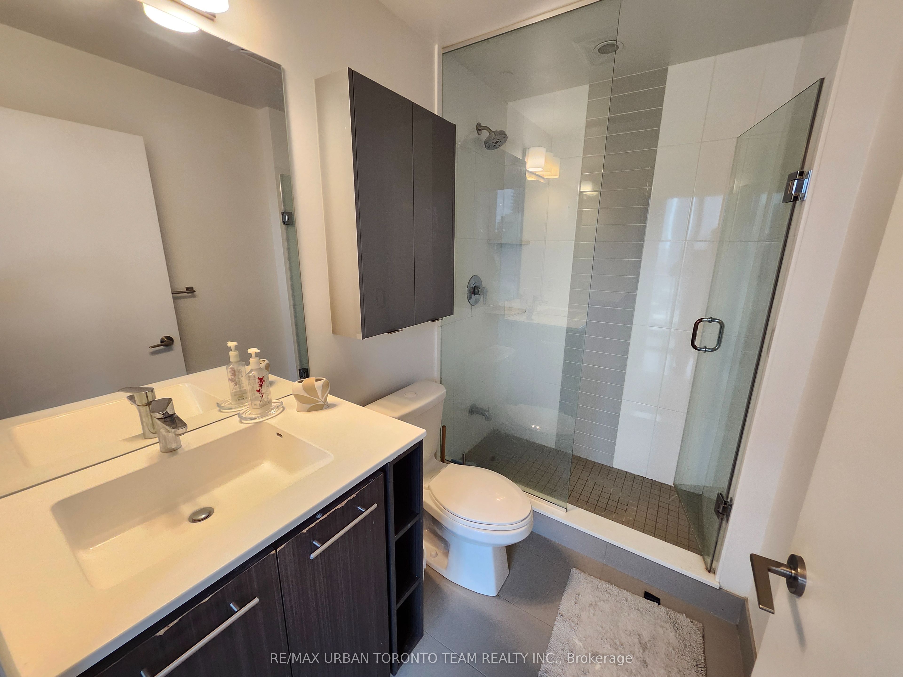435 Richmond Street W 1505 Property Photo 19