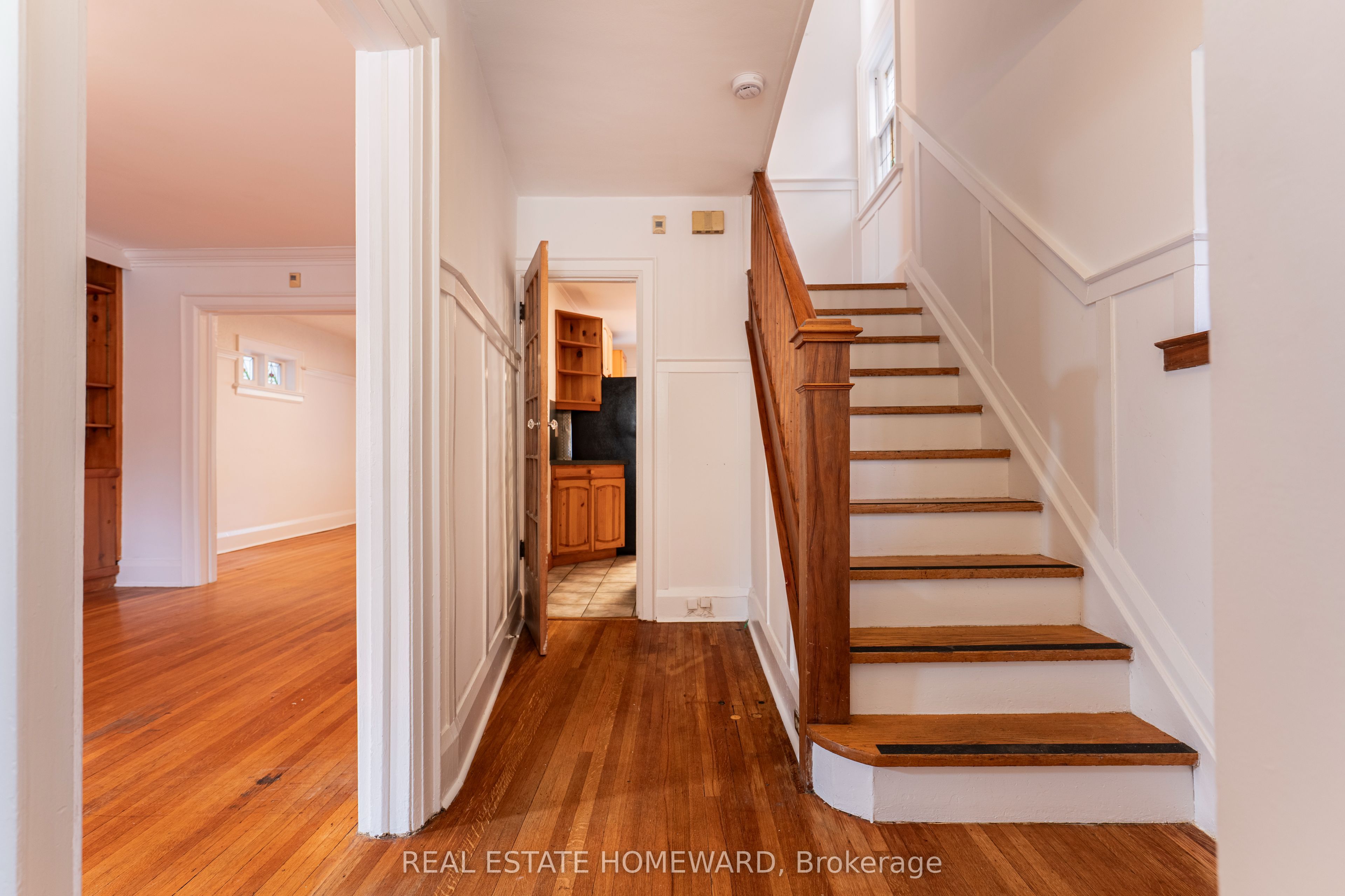 312 Rosewell Avenue Property Photo 5