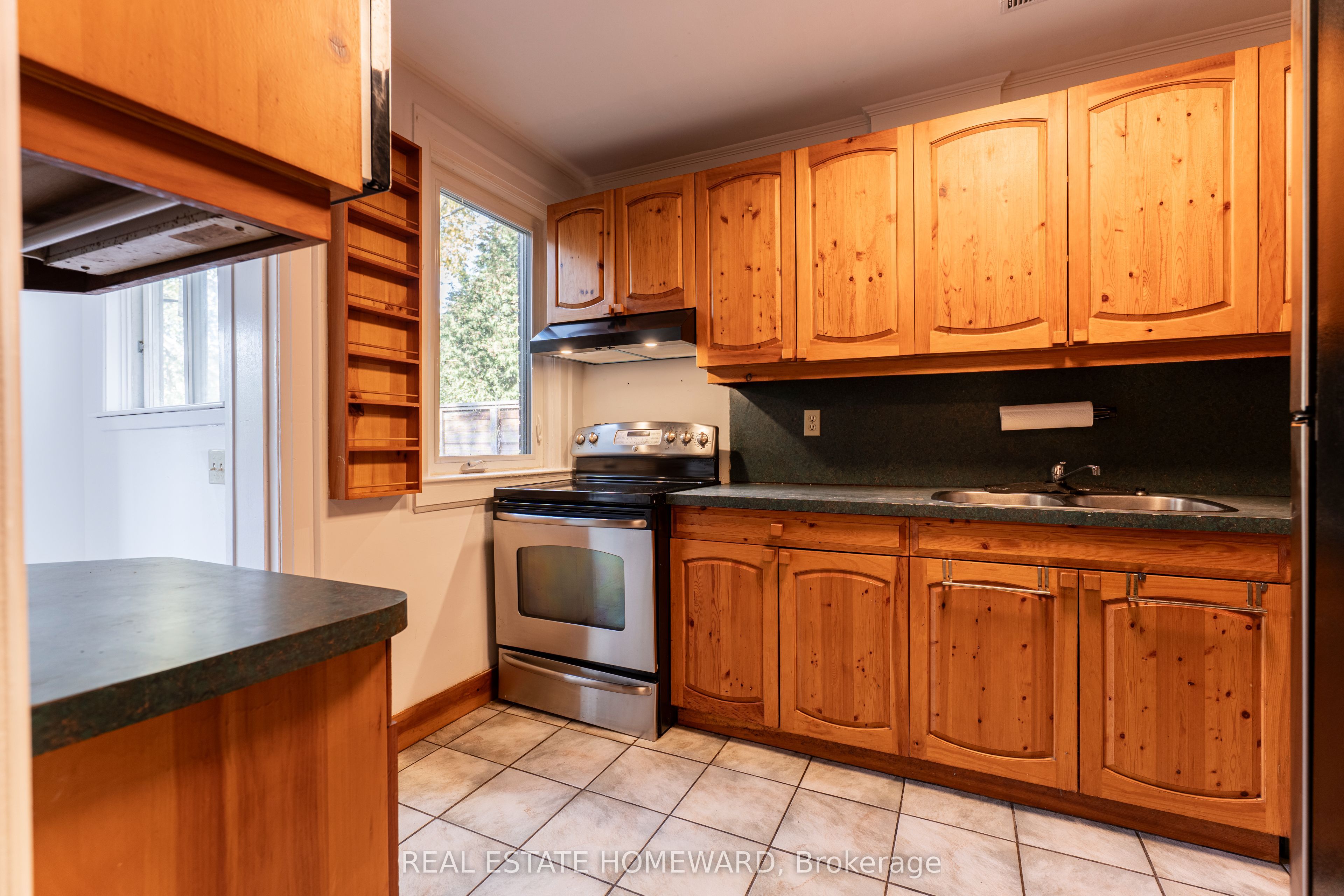 312 Rosewell Avenue Property Photo 12