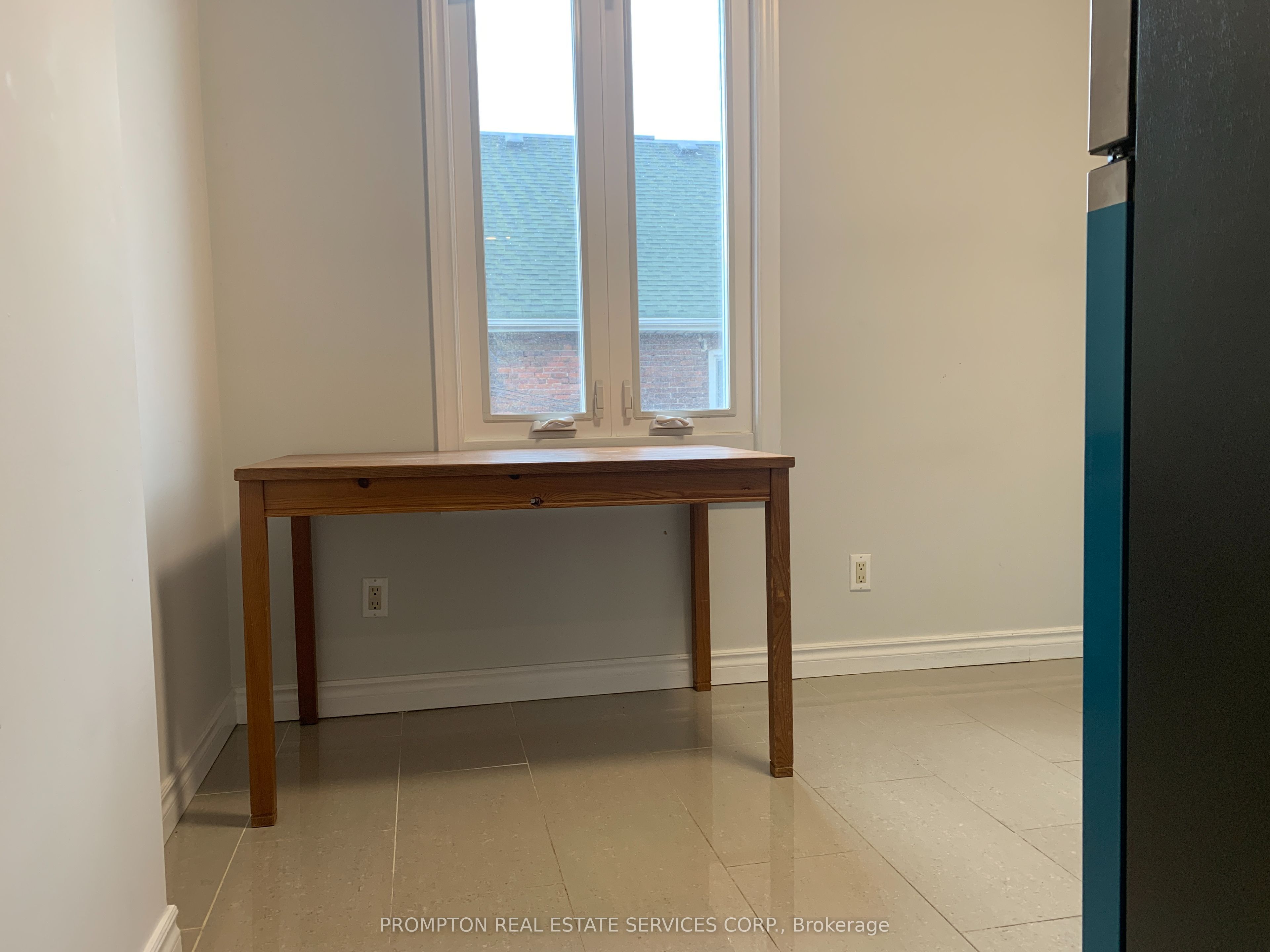 700 Dufferin Street Property Photo 11