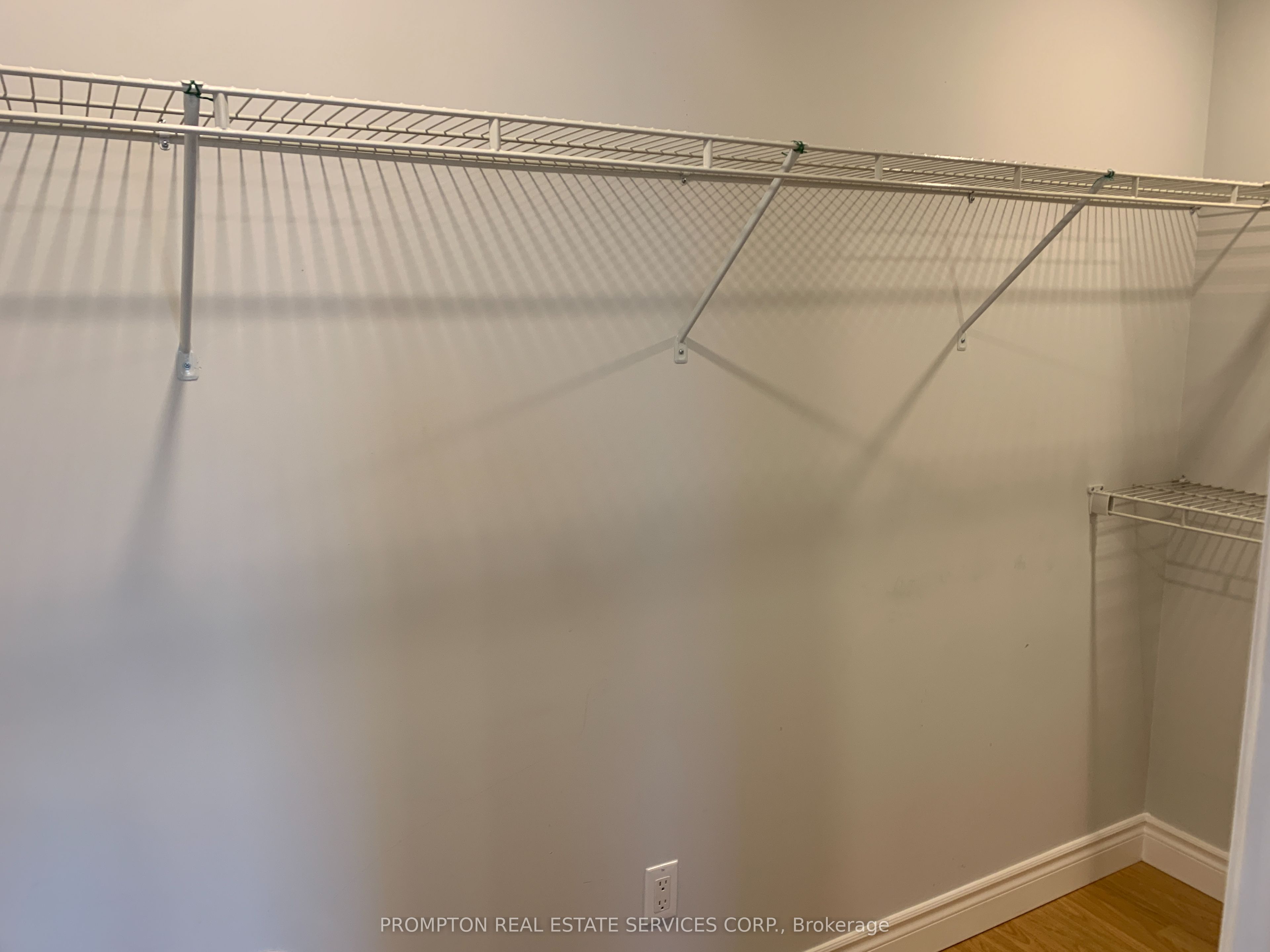 700 Dufferin Street Property Photo 12