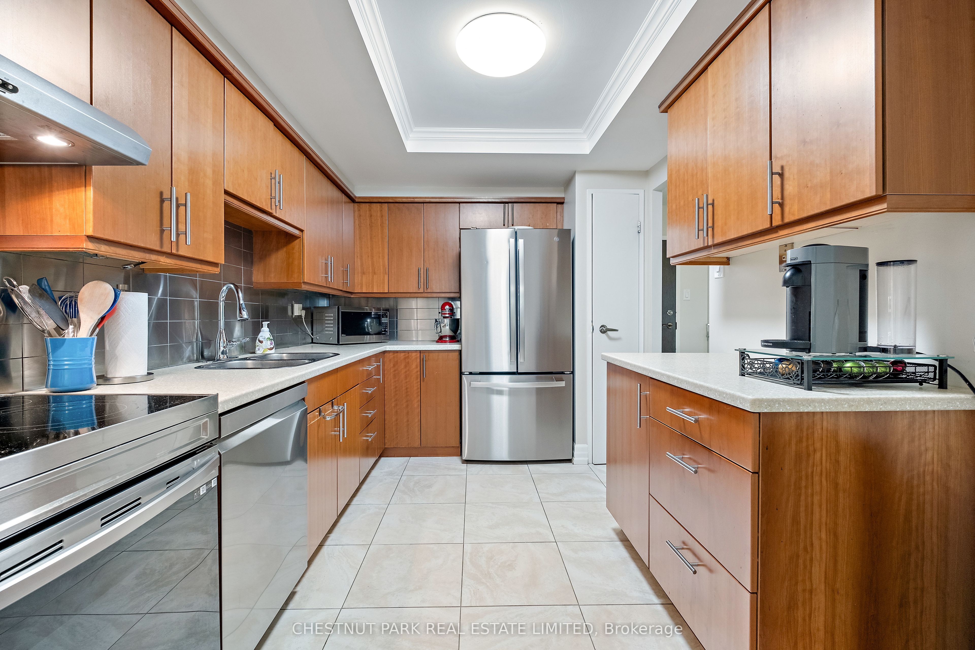 62 Wellesley Street W 304 Property Photo 11