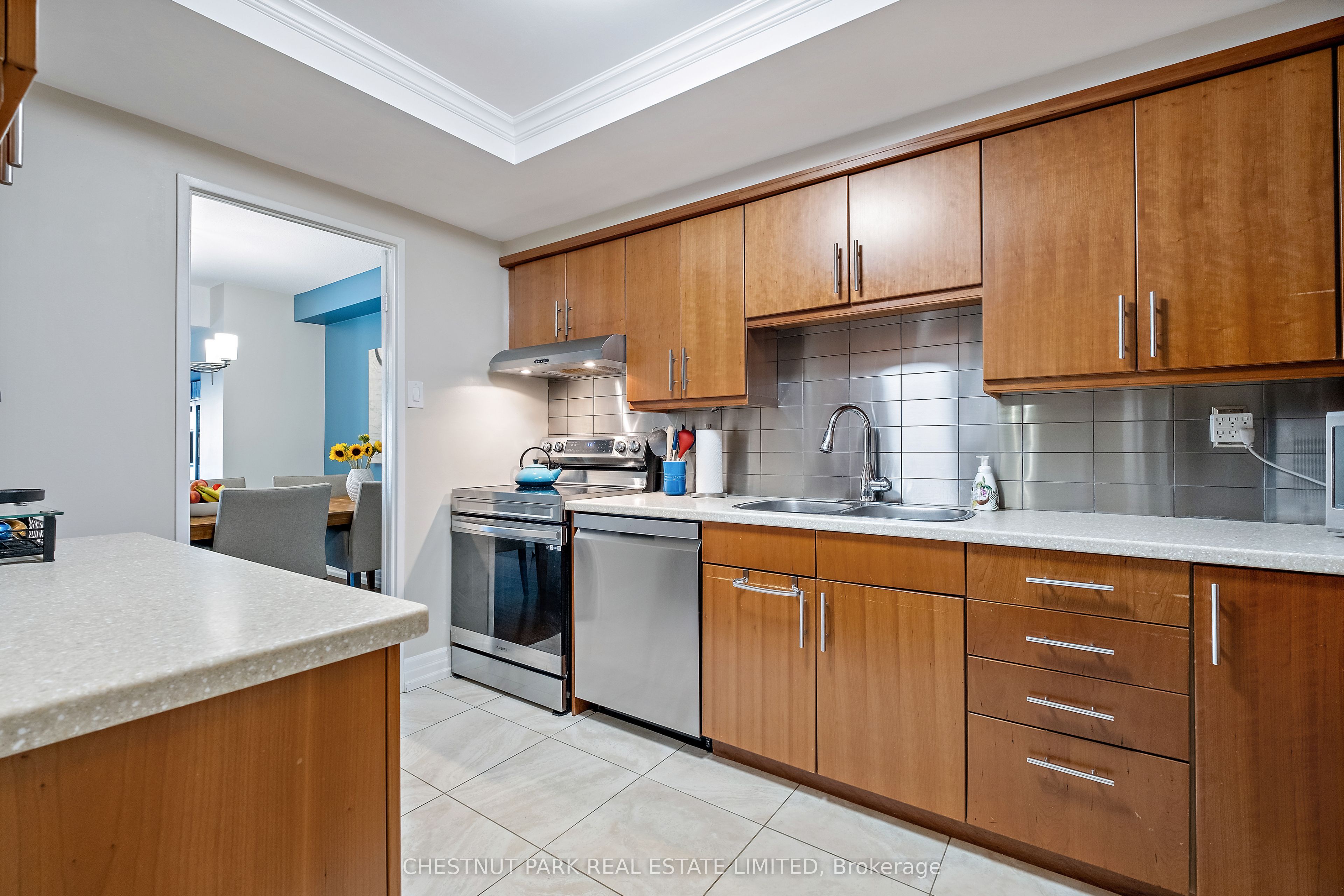 62 Wellesley Street W 304 Property Photo 13