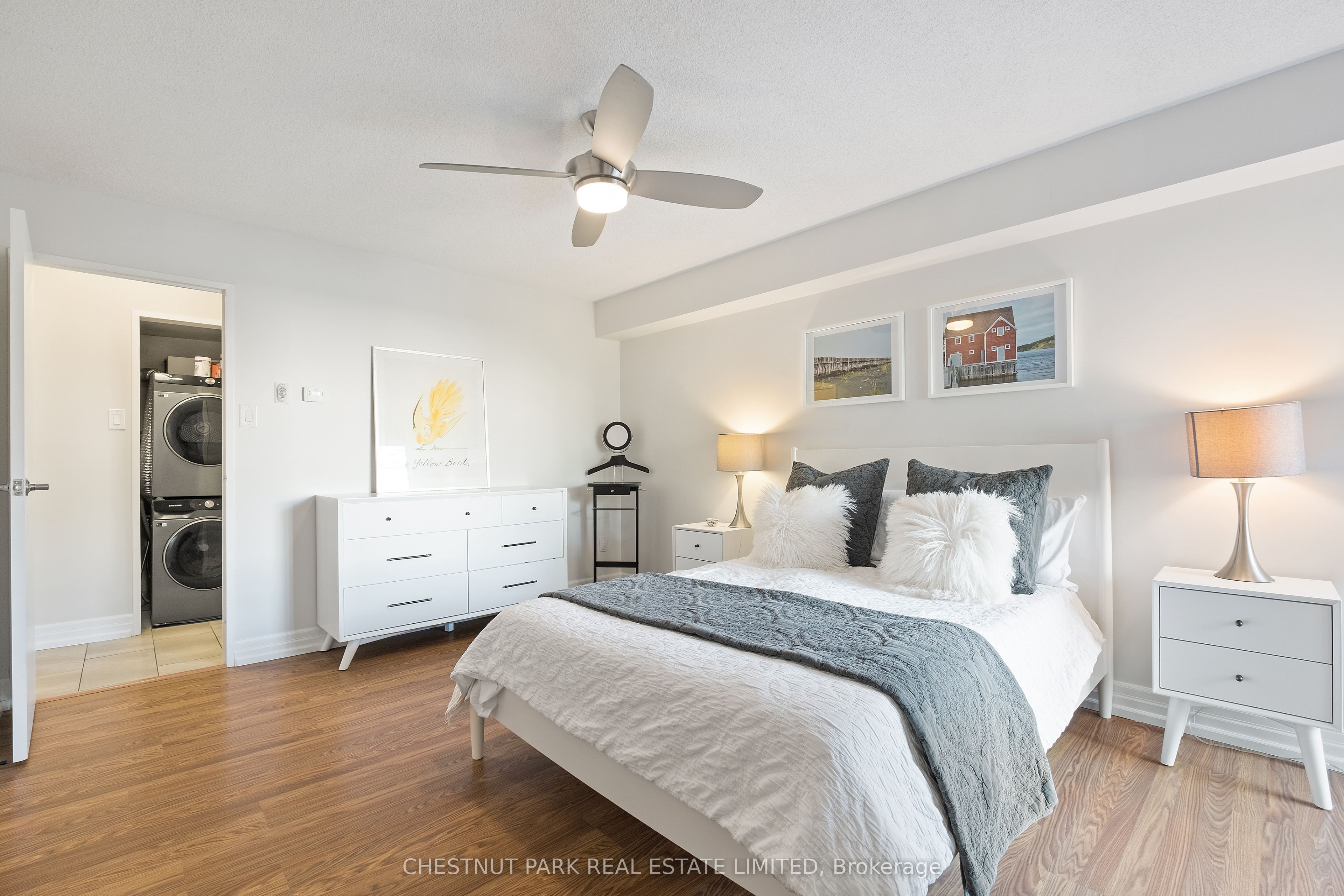 62 Wellesley Street W 304 Property Photo 16