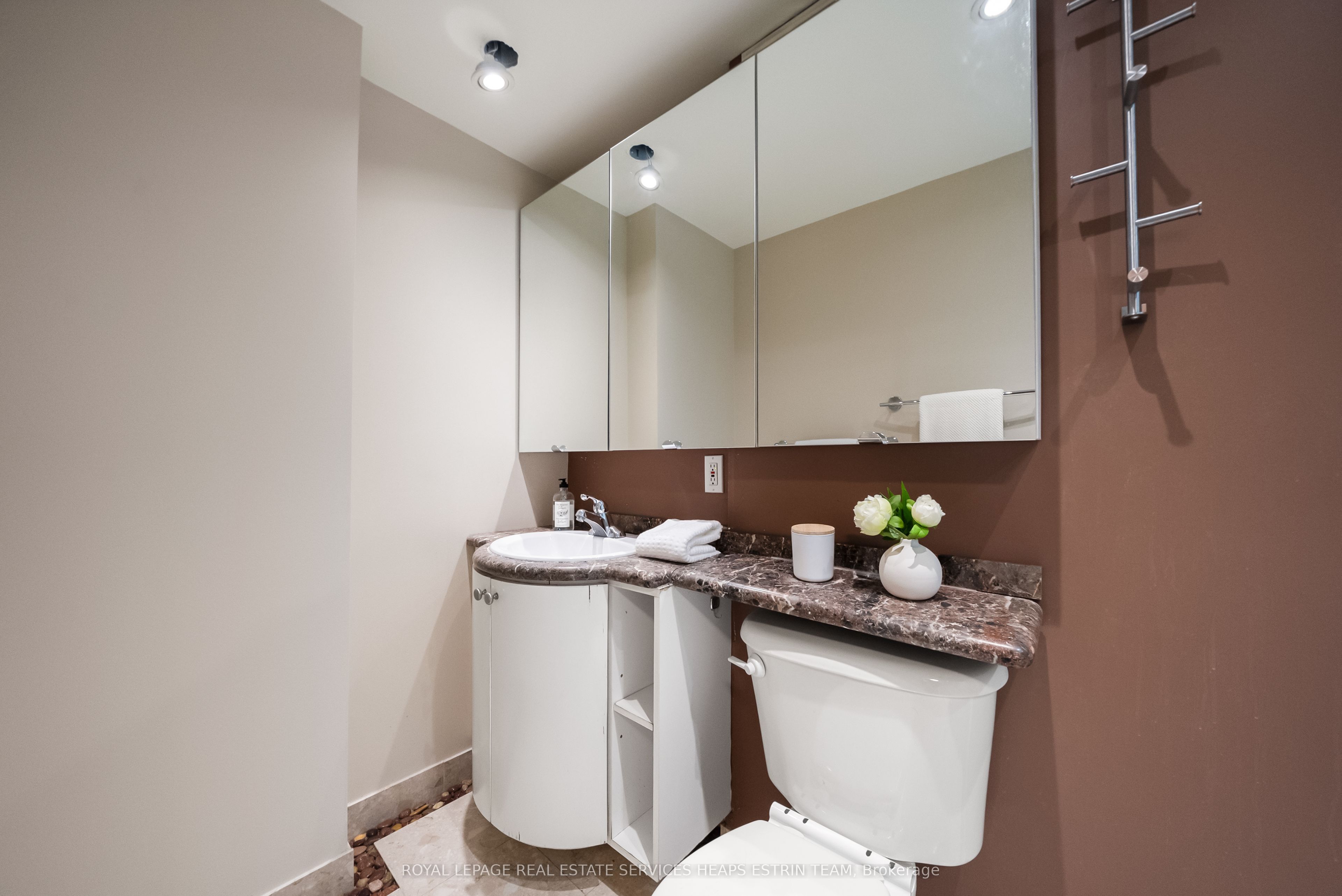 21 Dale Avenue 638 Property Photo 30