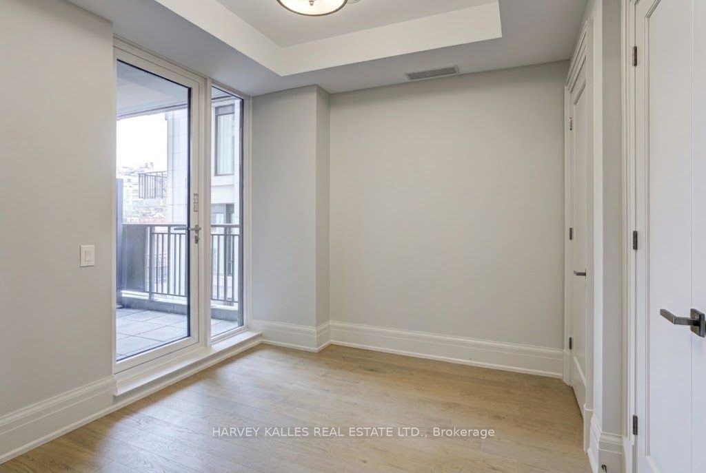 181 Davenport Road 302 Property Photo 16