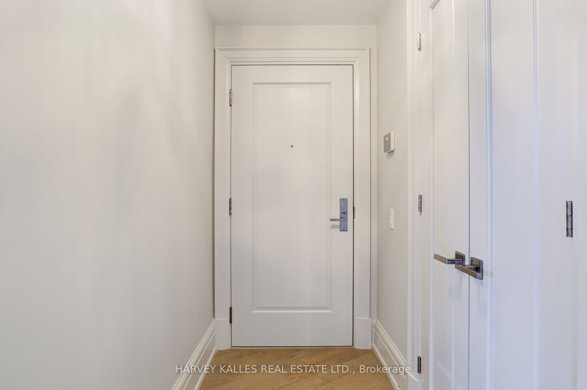 181 Davenport Road 302 Property Photo 18