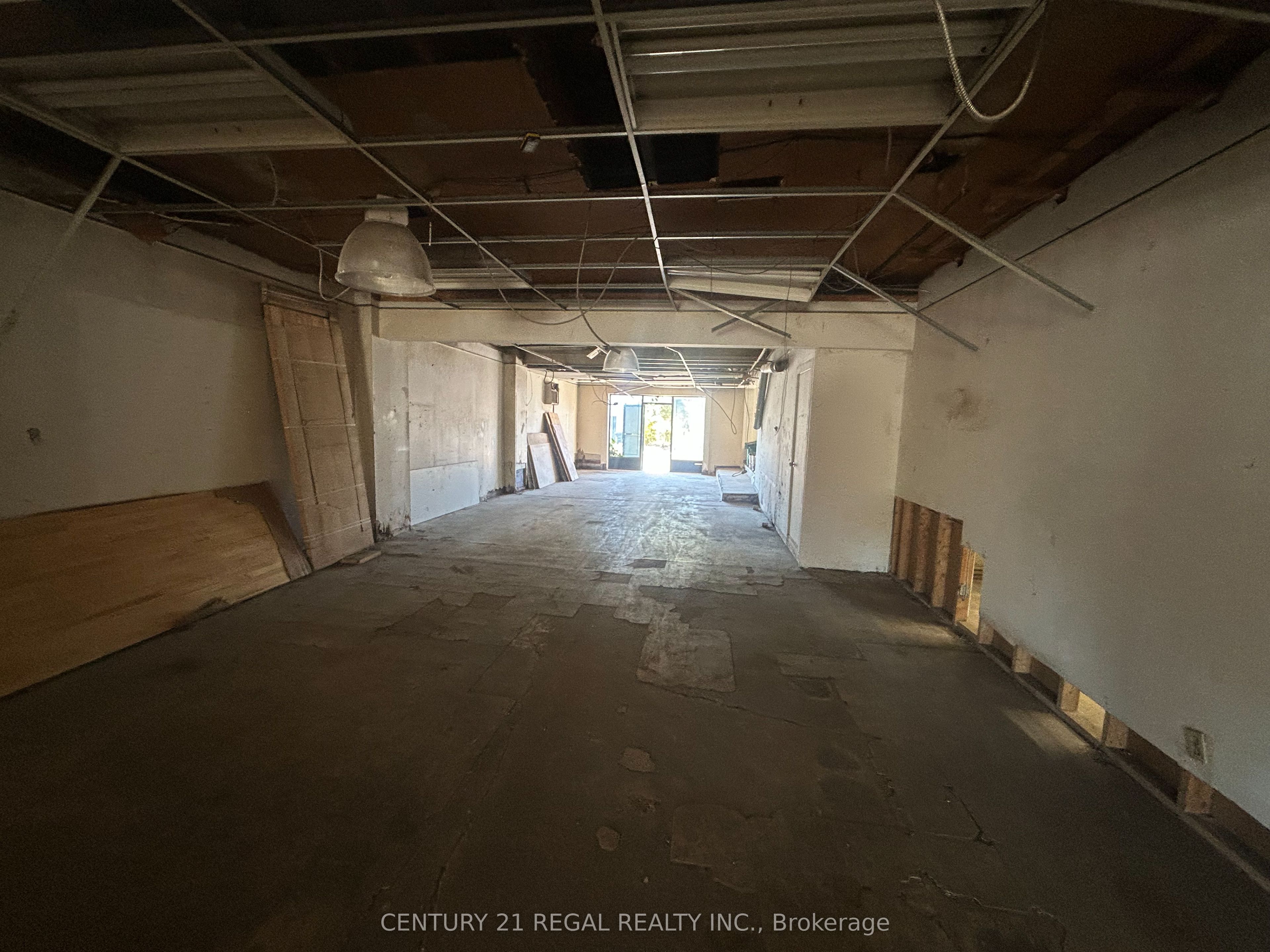 545 Vaughan Road Property Photo 4