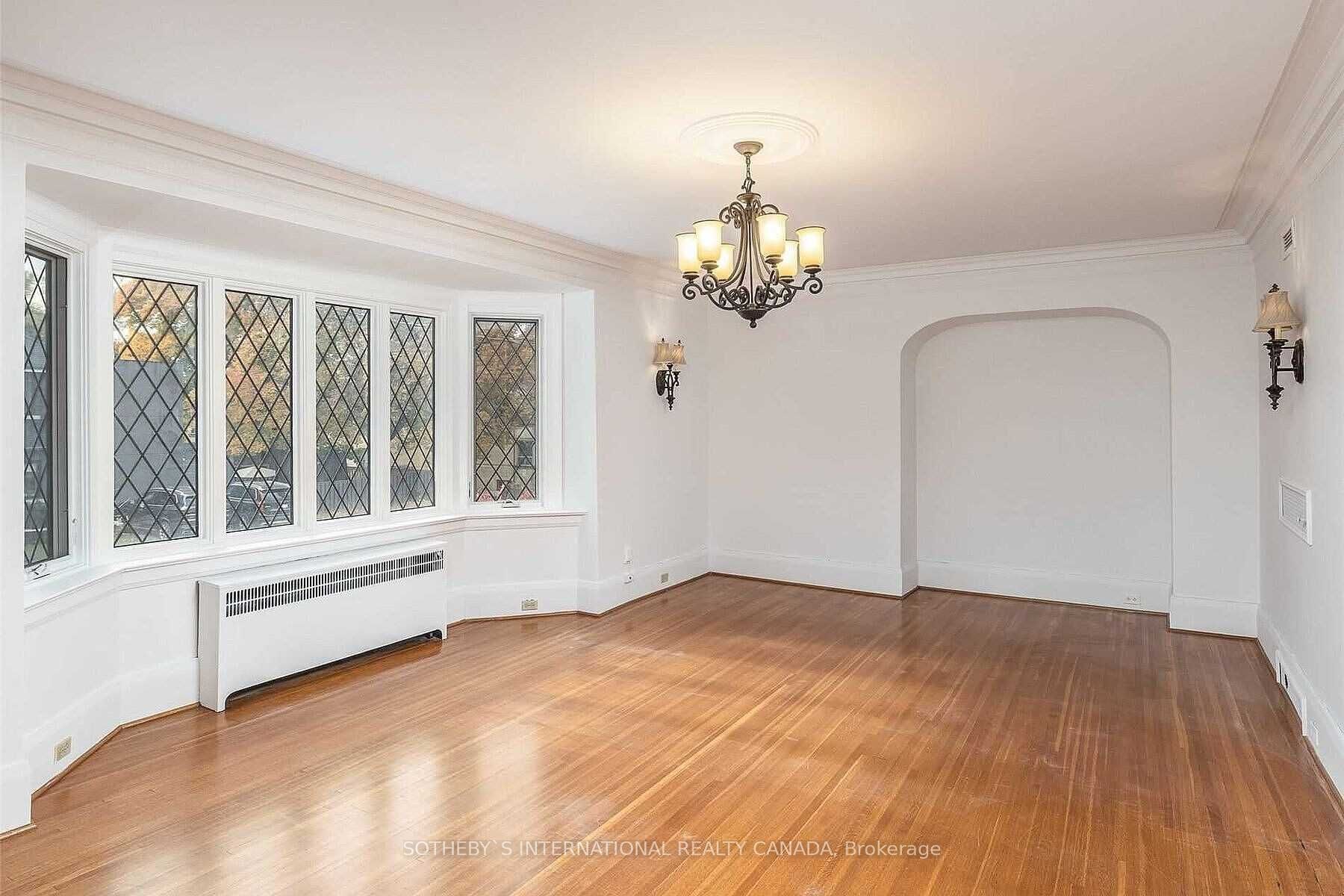 130 Highbourne Road Main Fl Property Photo 6
