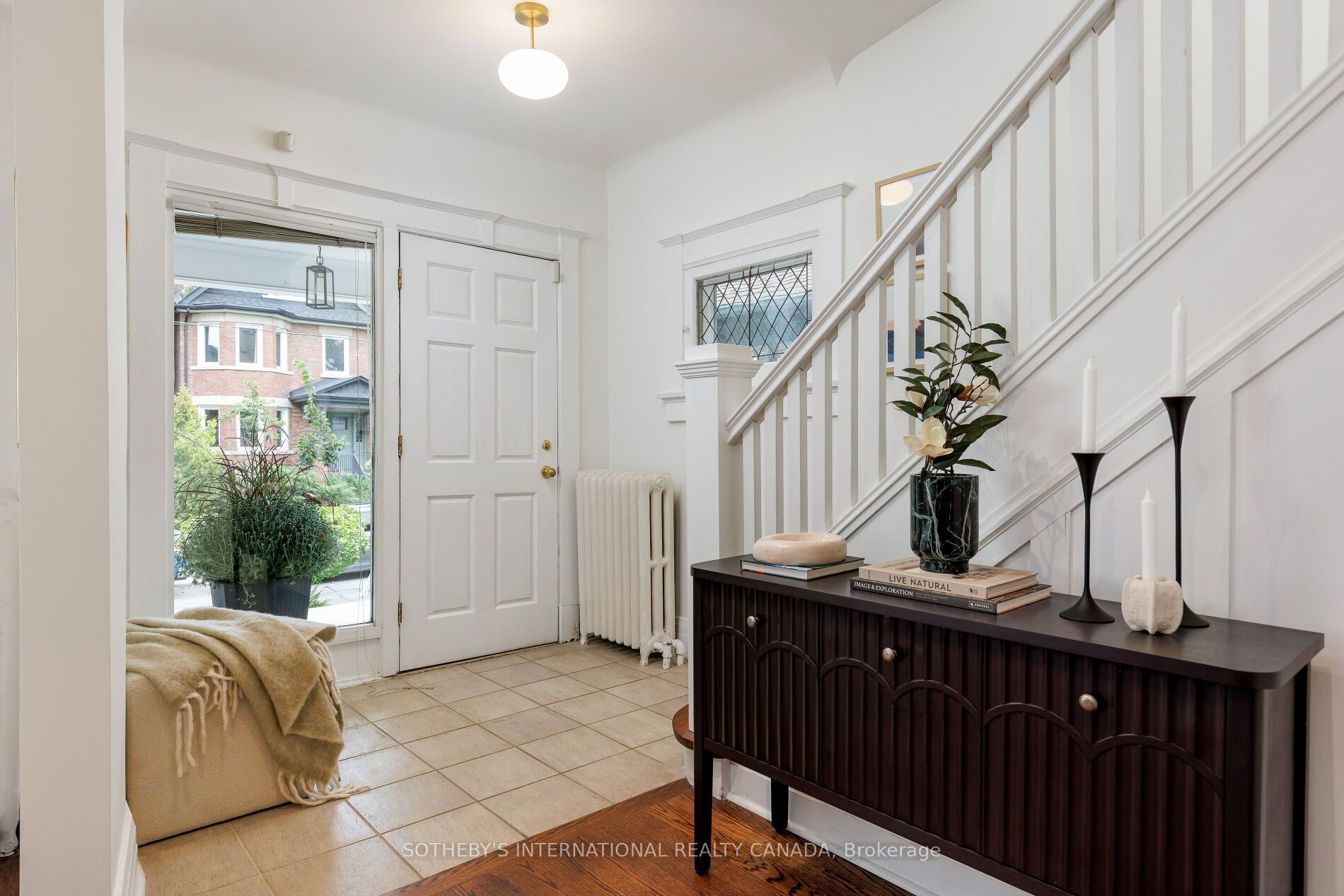 126 Hilton Avenue Property Photo 2