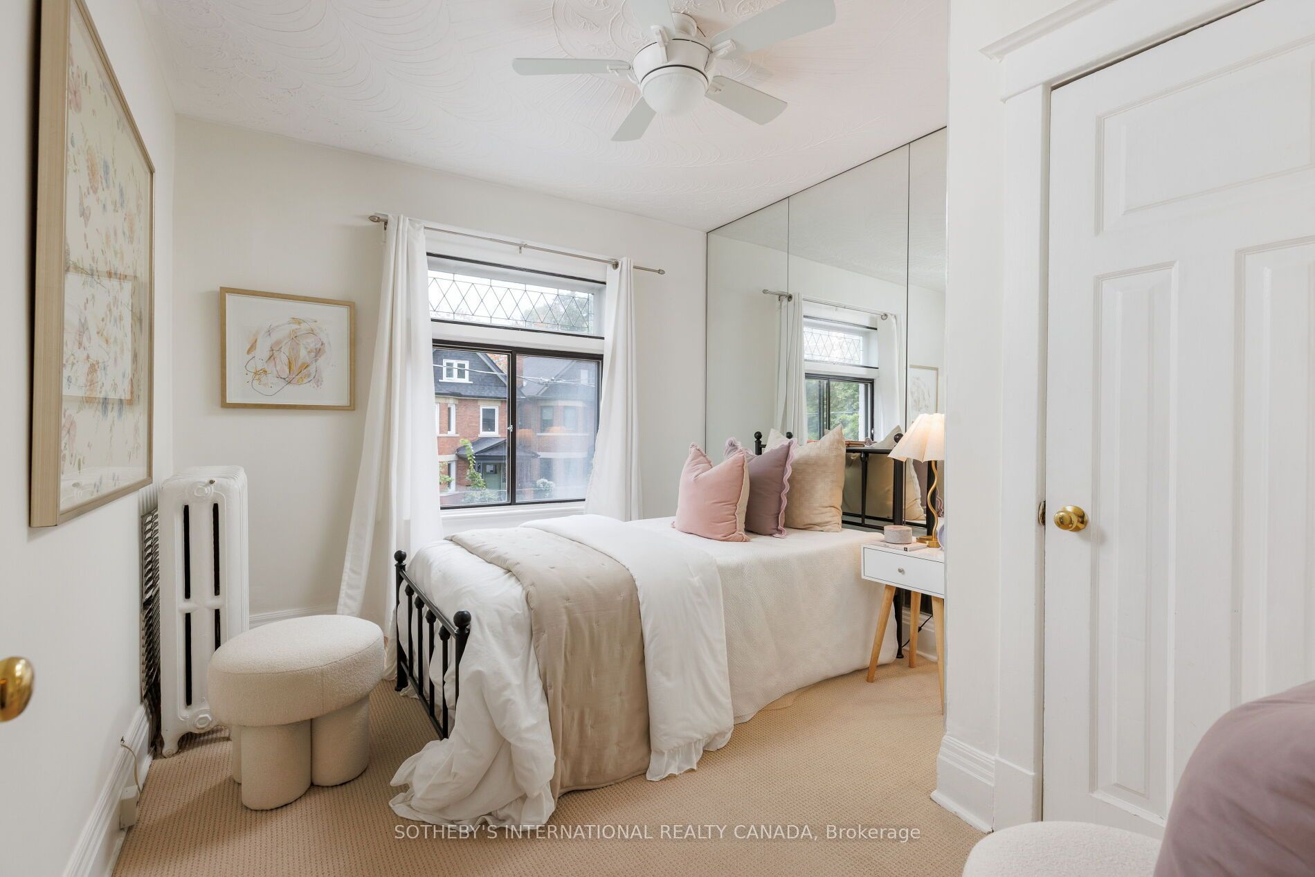 126 Hilton Avenue Property Photo 19
