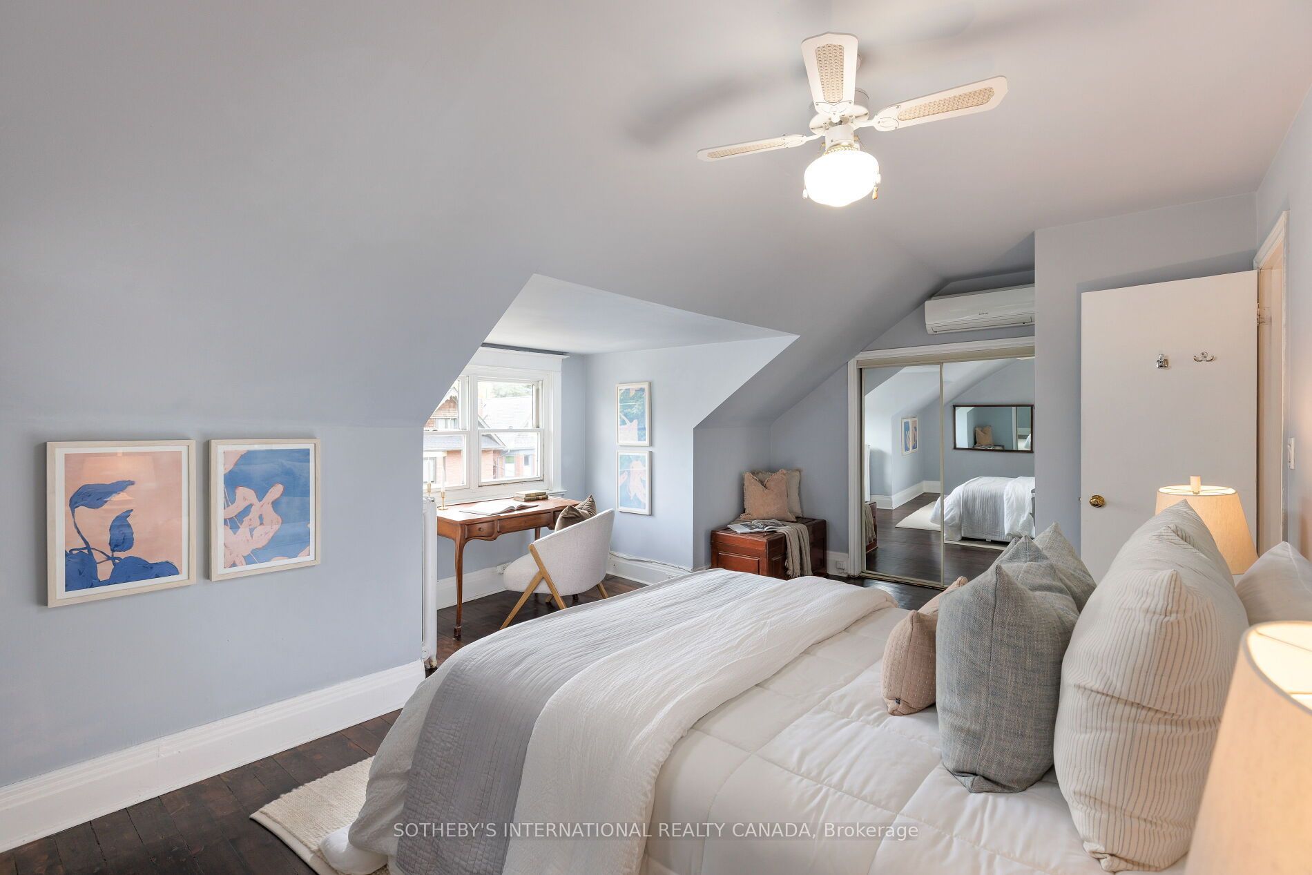 126 Hilton Avenue Property Photo 21