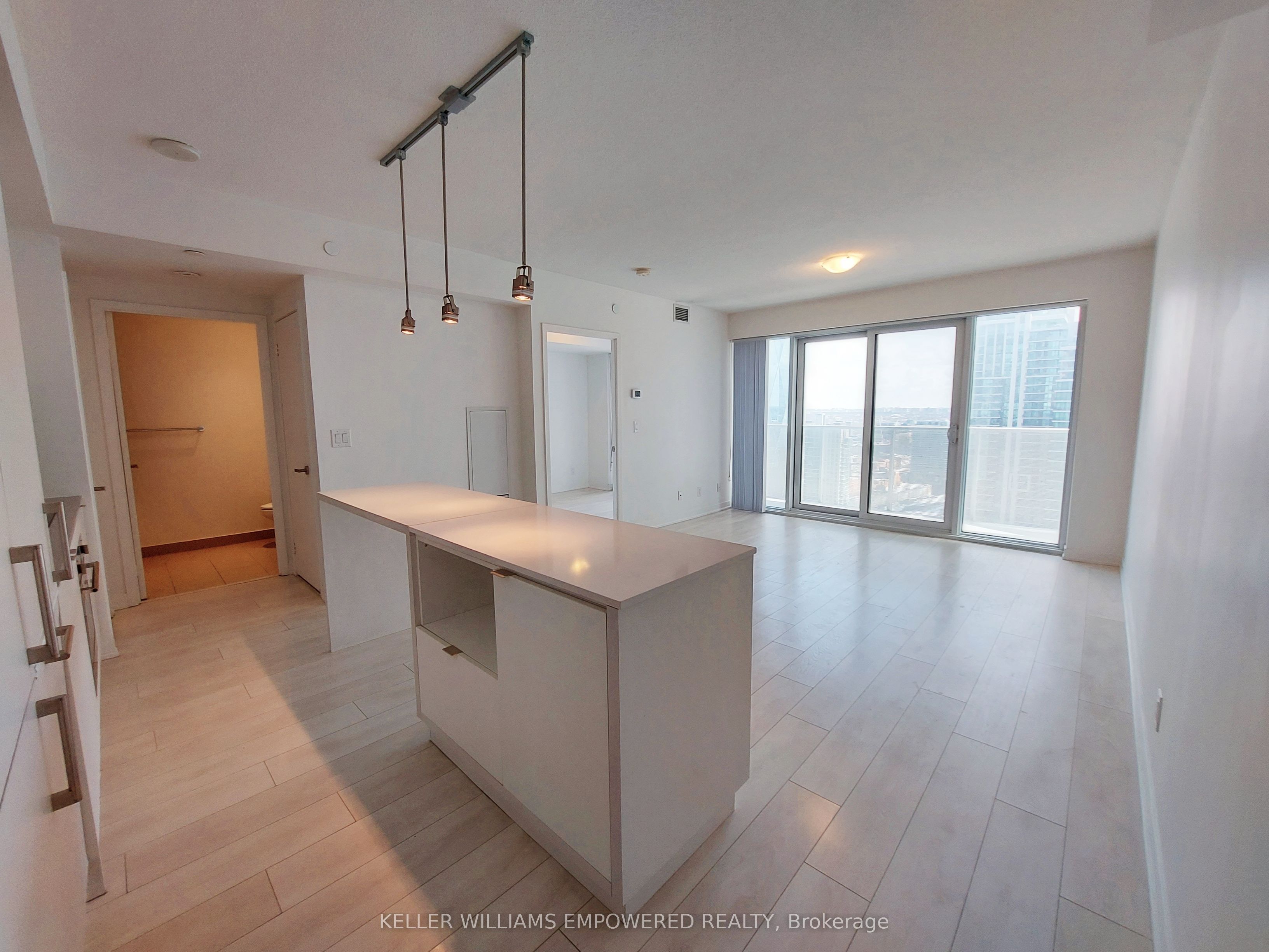 100 Harbour Street 4406 Property Photo 5