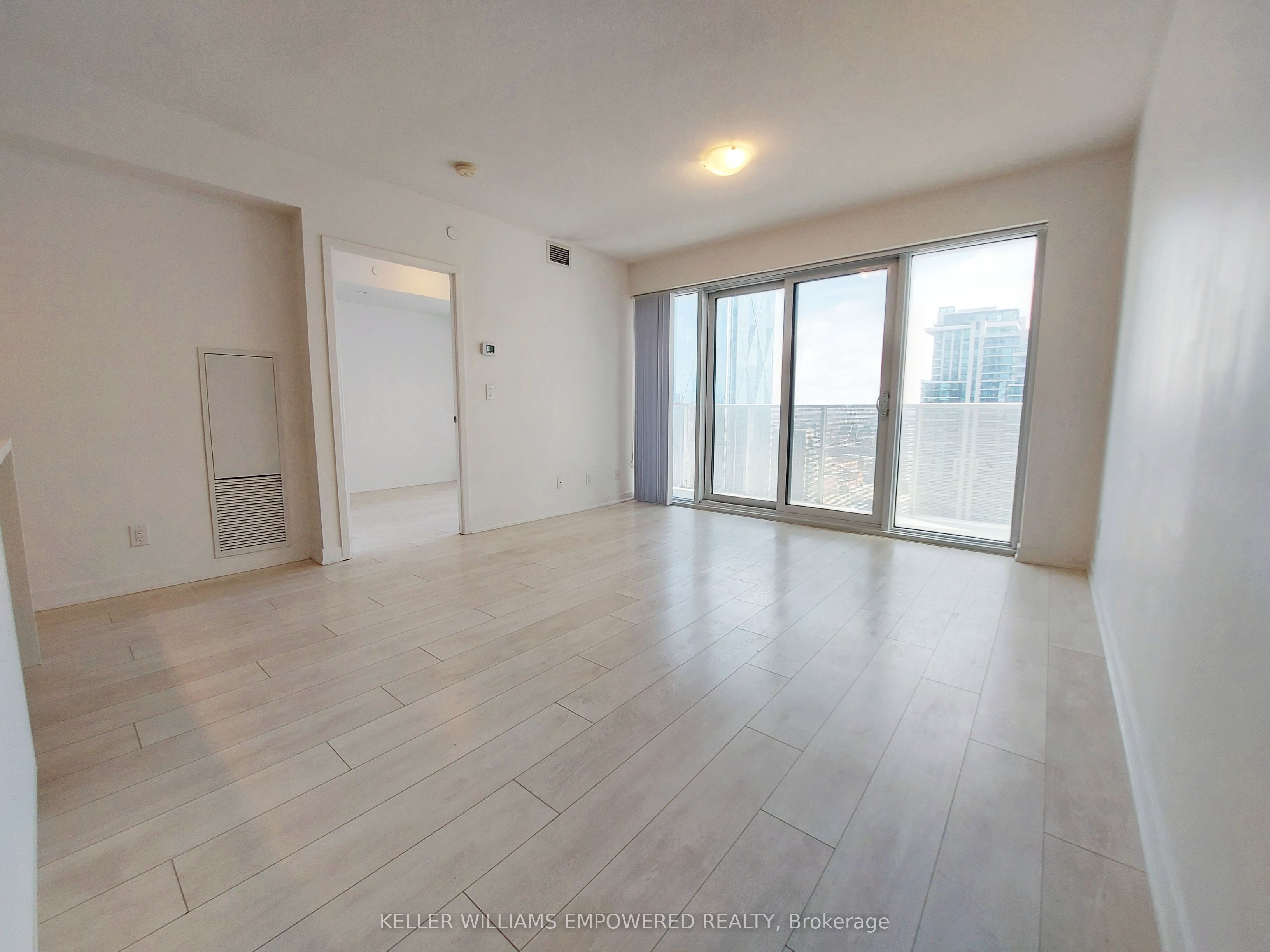 100 Harbour Street 4406 Property Photo 6