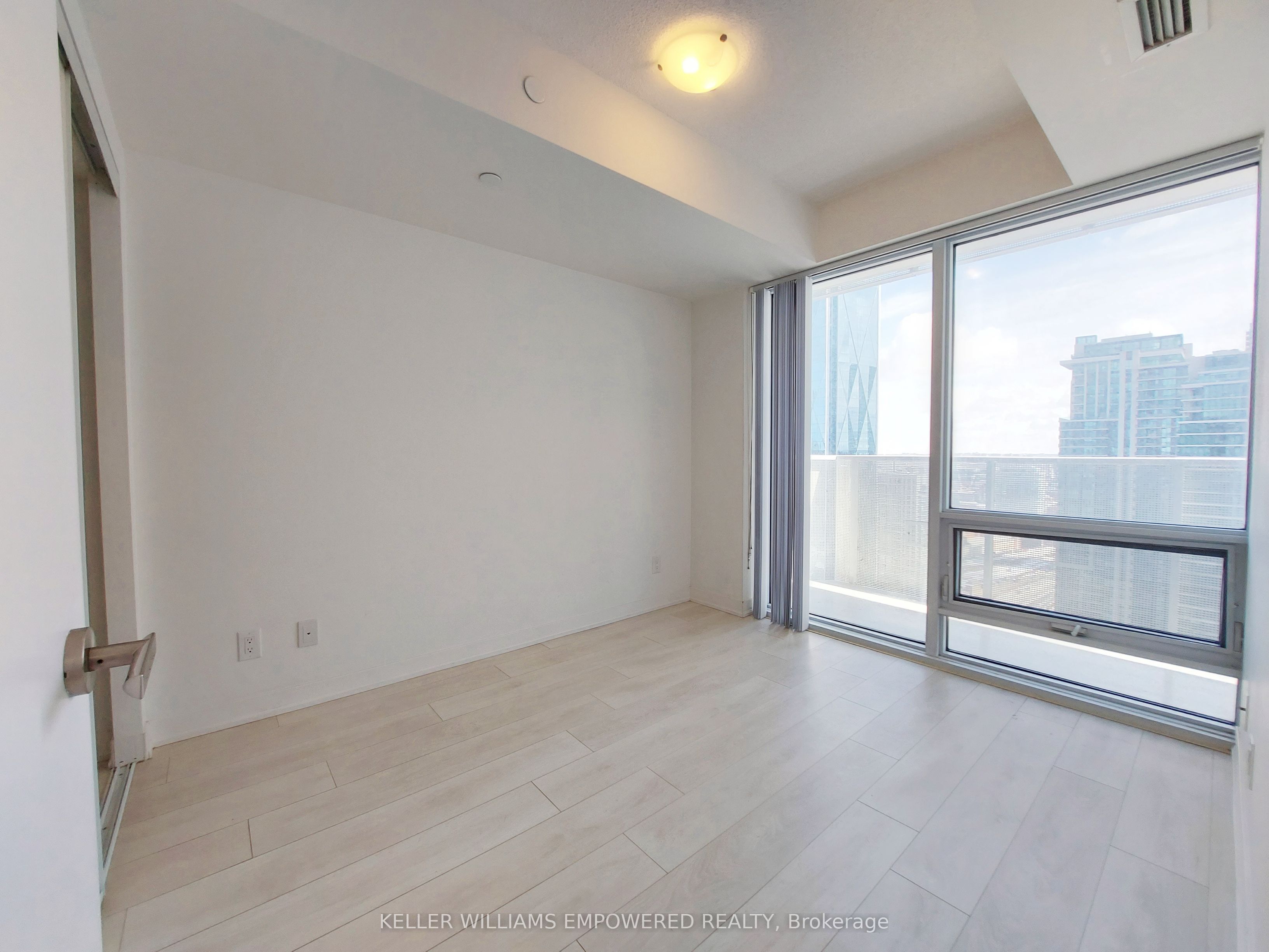 100 Harbour Street 4406 Property Photo 10