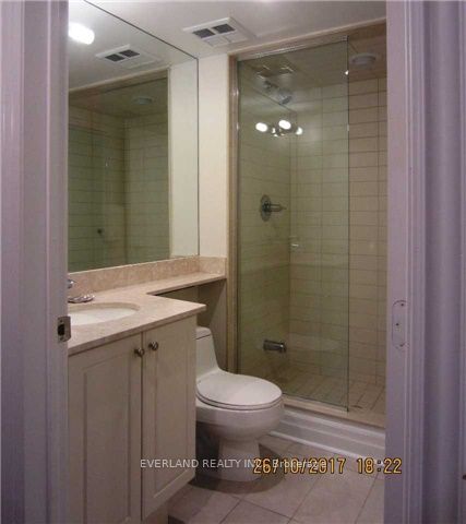 99 Pleasant Boulevard Property Photo 11