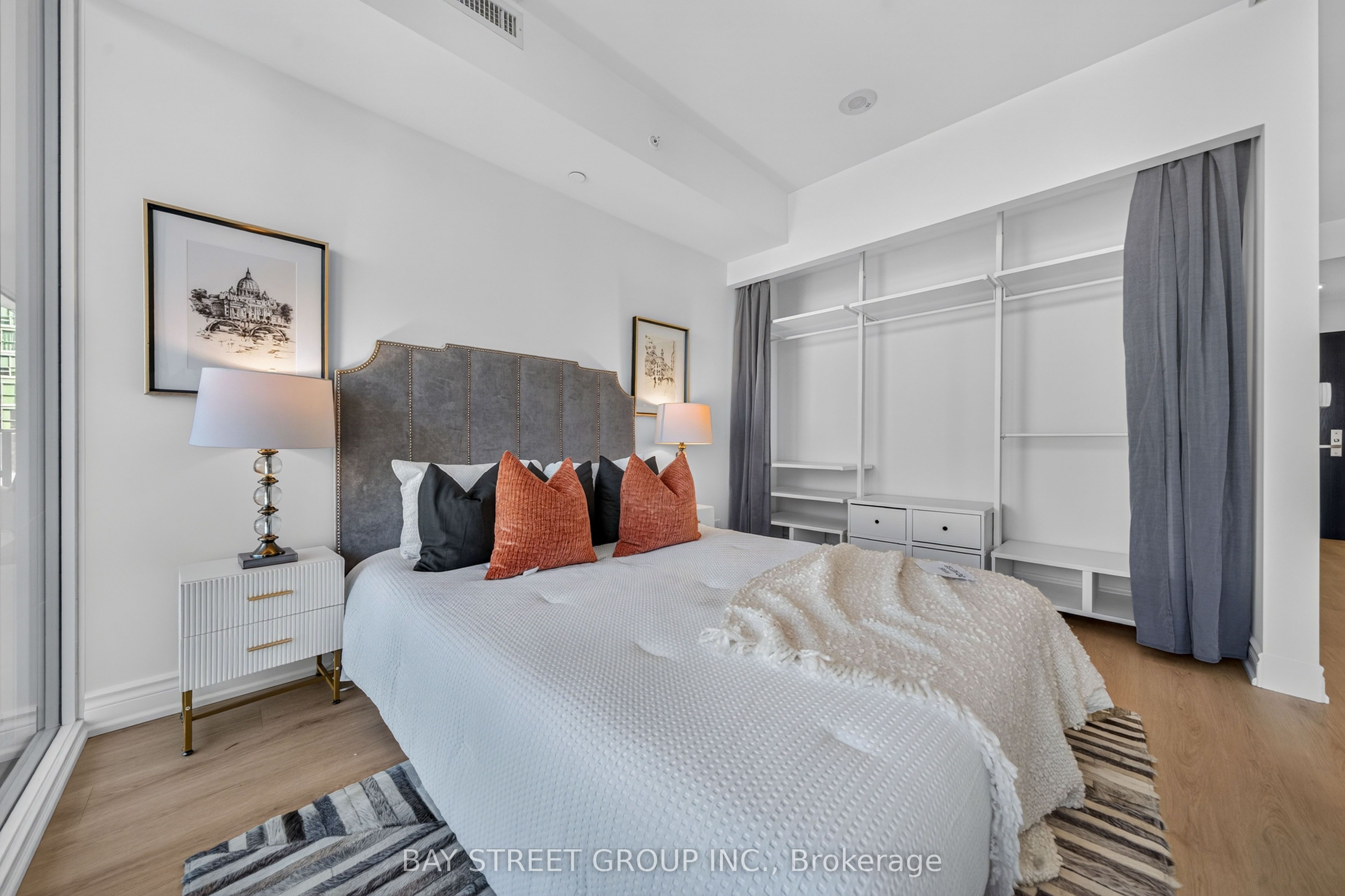 125 Peter Street 1803 Property Photo 11