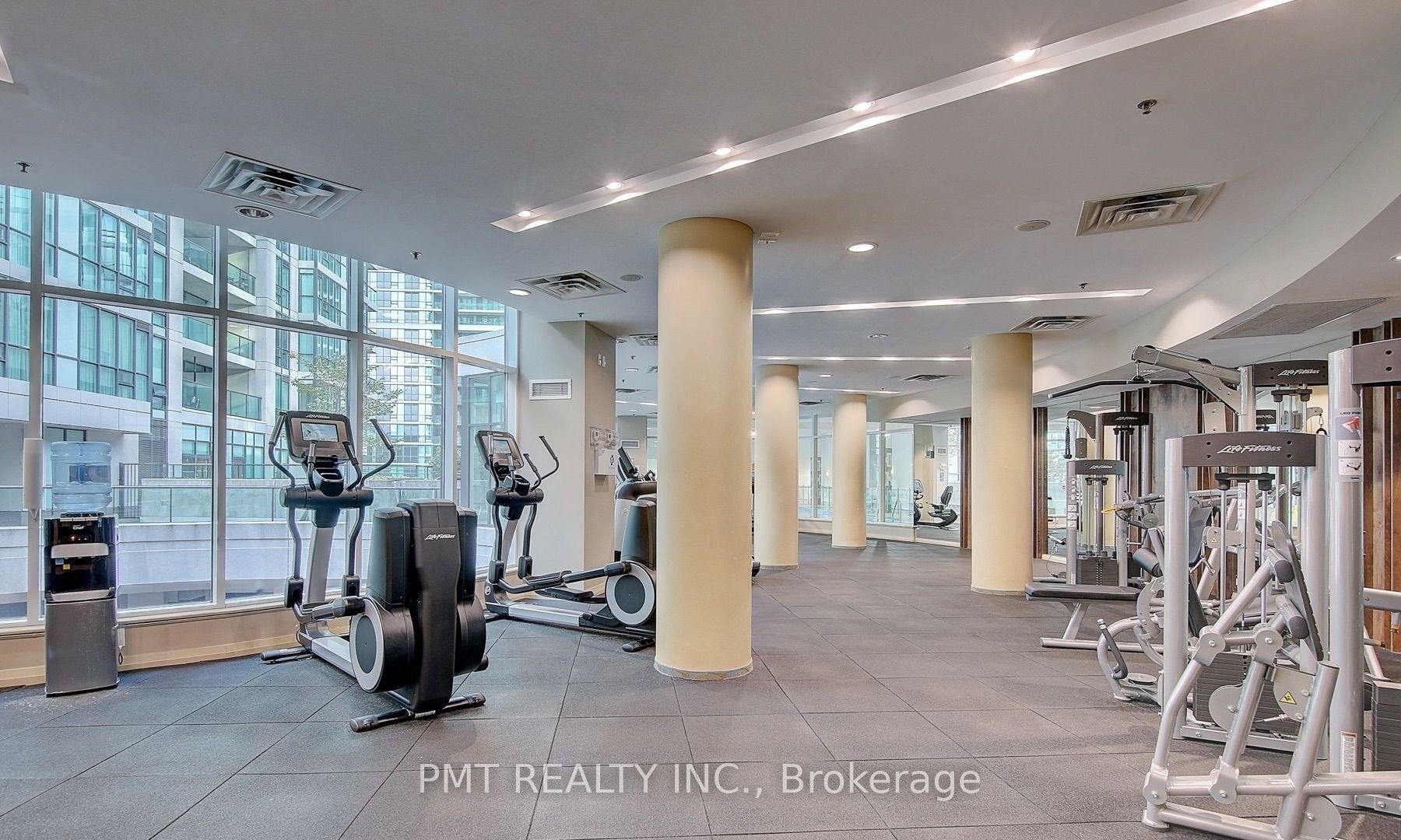 12 Yonge Street 408 Property Photo 14