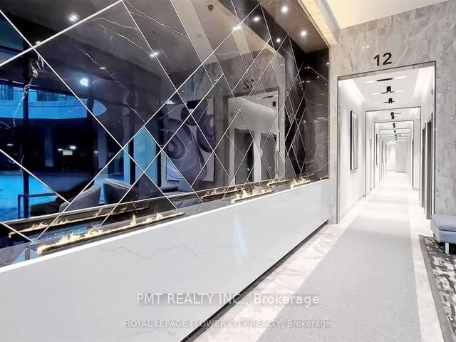 12 Yonge Street 408 Property Photo 22