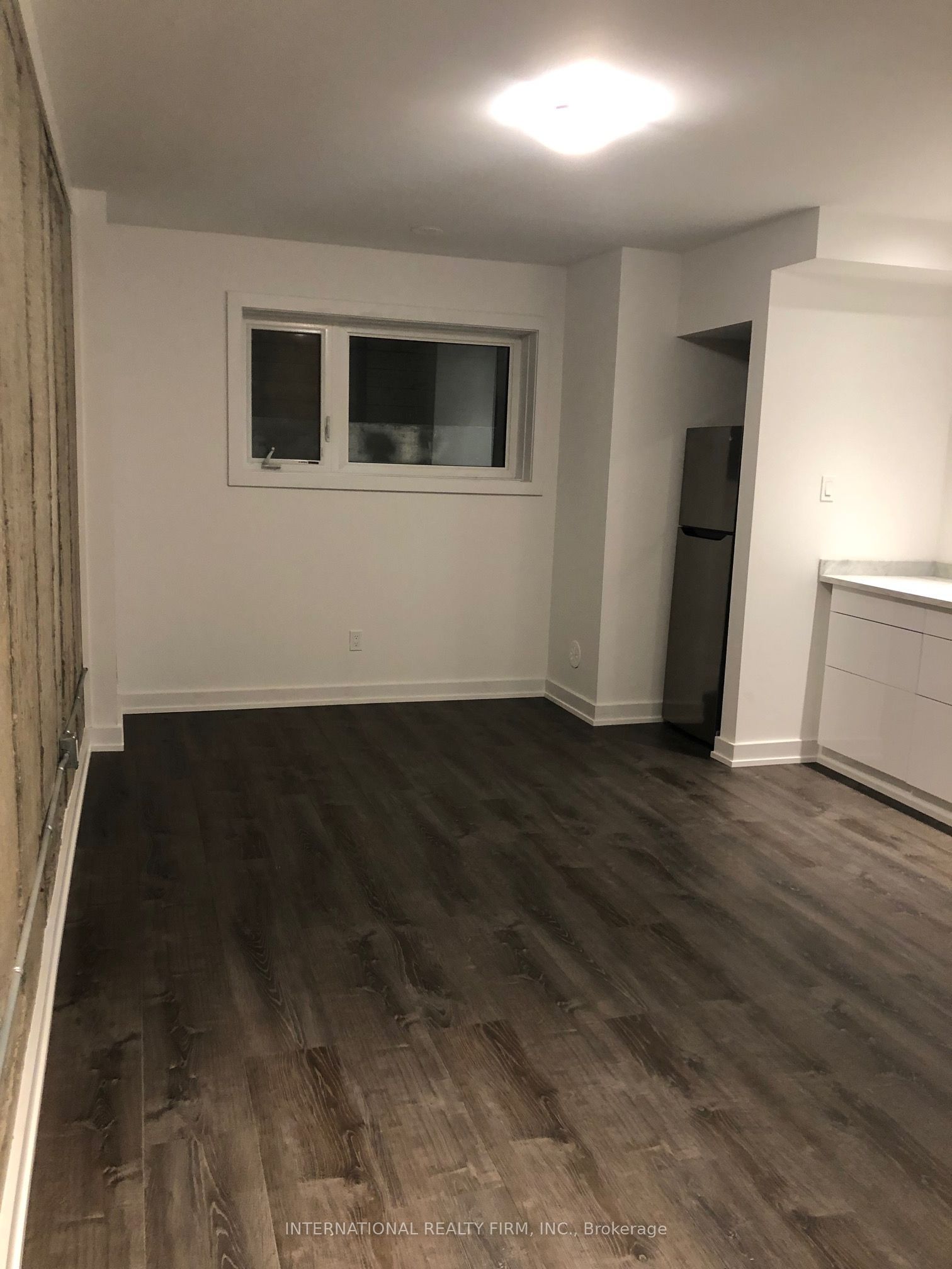 48 Perth Avenue Property Photo 5