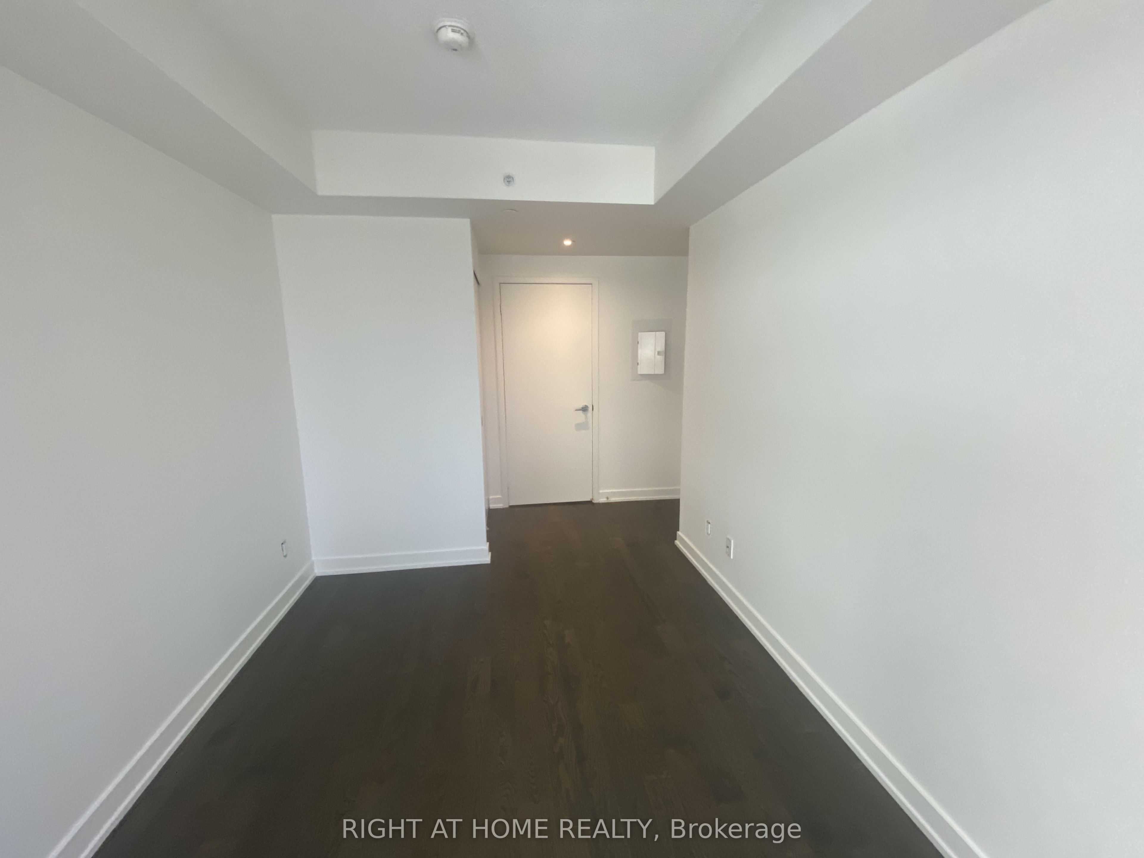 25 Richmond Street E 6 Property Photo 6