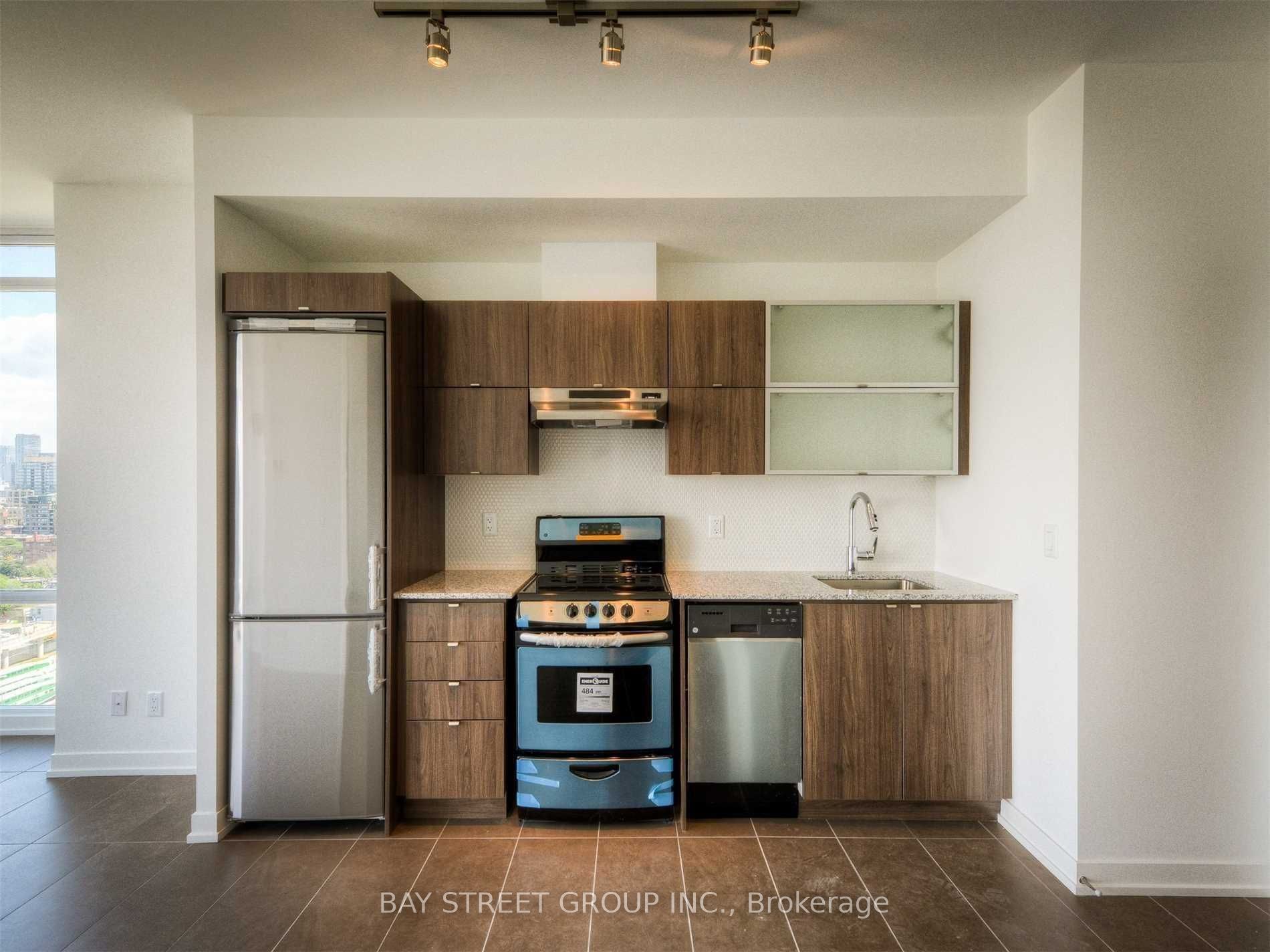 170 Fort York Boulevard 1603 Property Photo 2