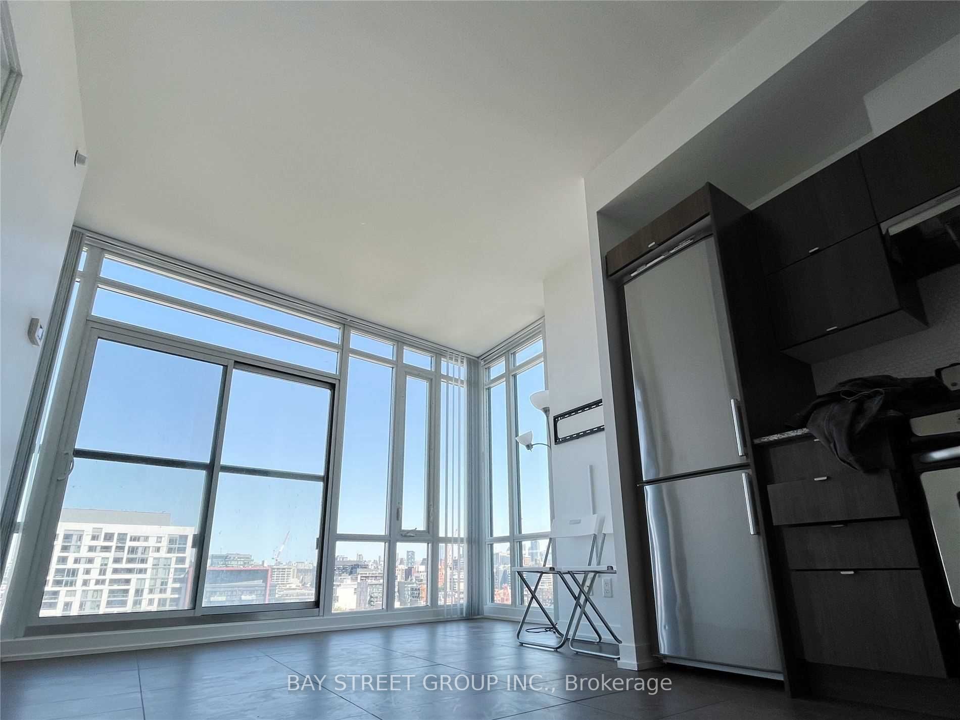 170 Fort York Boulevard 1603 Property Photo 4