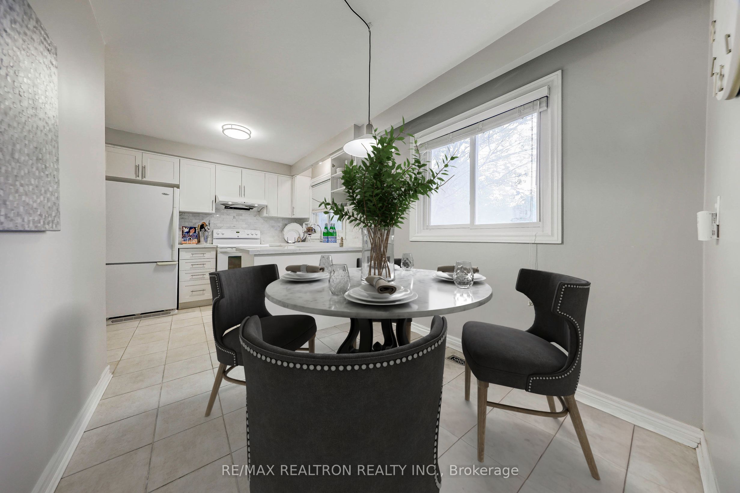 58 Reiber Crescent Property Photo 15