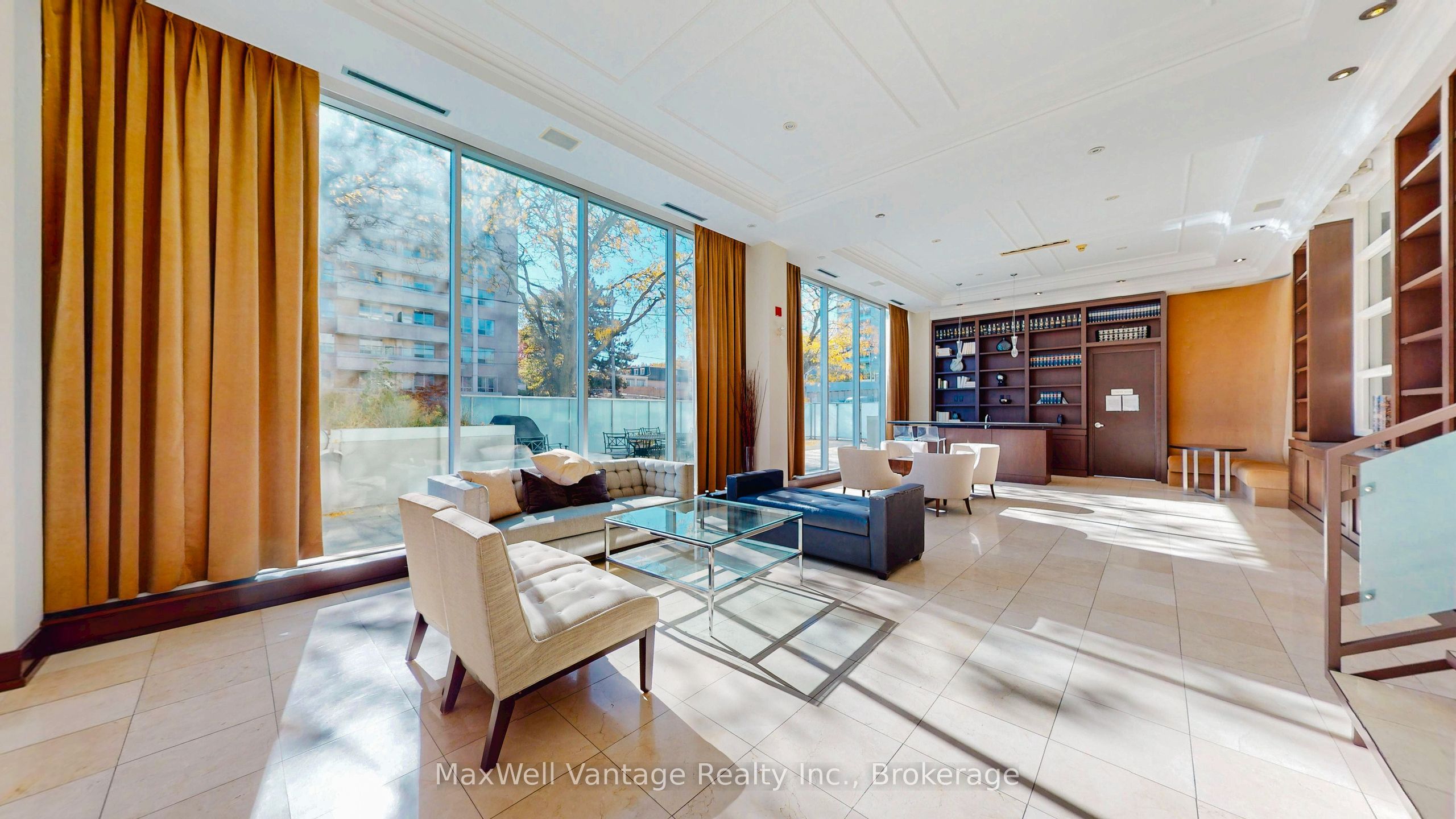 562 Eglinton Avenue E 403 Property Photo 4